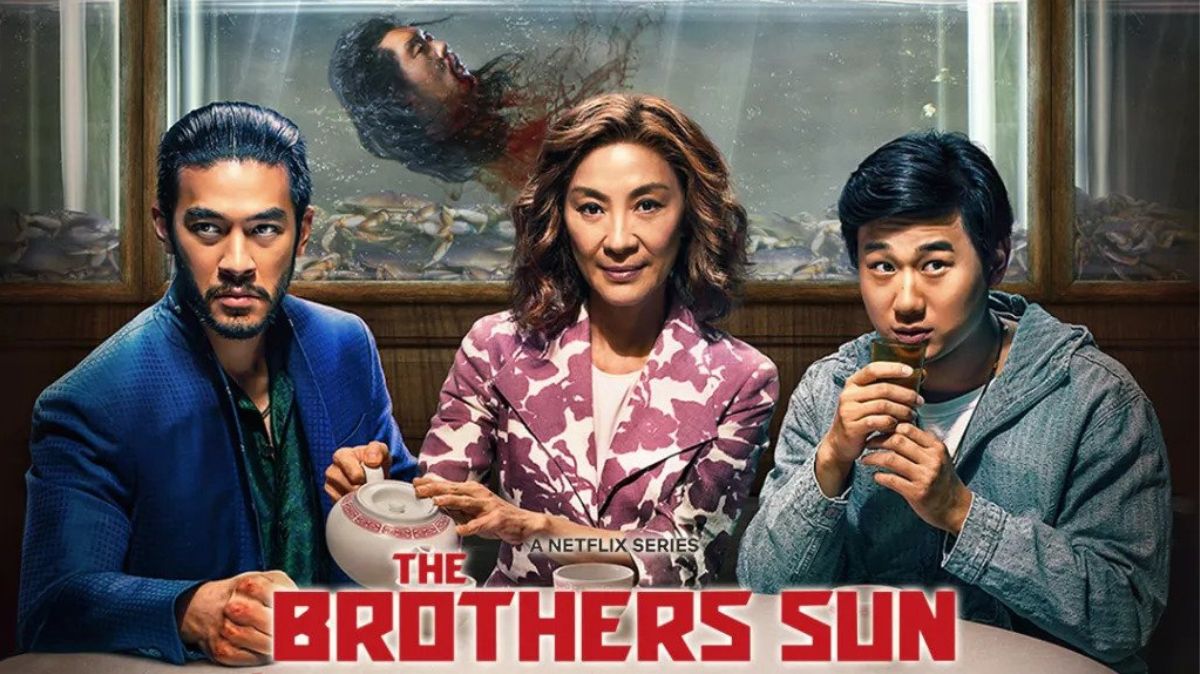 Michelle Yeoh protagoniza otro drama lleno de acción en The Brothers Sun, de Netflix