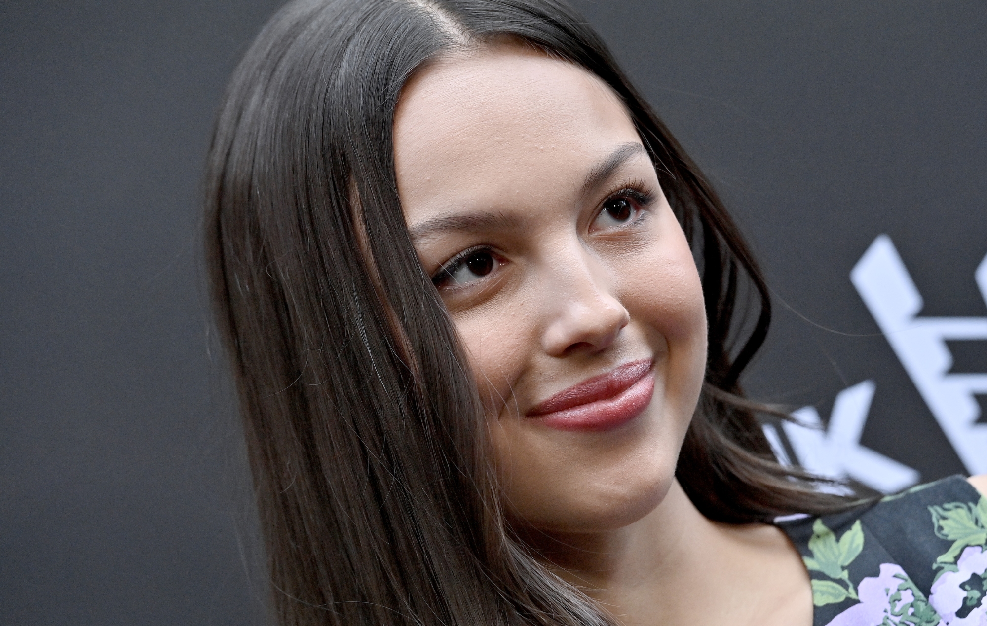 Olivia Rodrigo dice que sintió "mucha presión por complacer a todo el mundo" con 'Agallas'