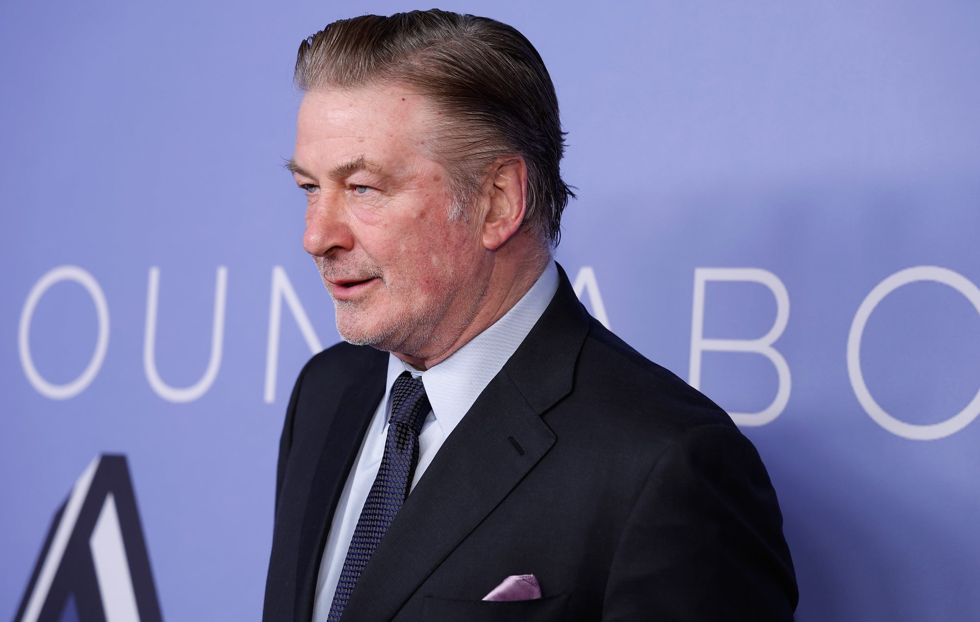 Alec Baldwin se enfrenta a cargos de homicidio involuntario tras el tiroteo de 'Rust'