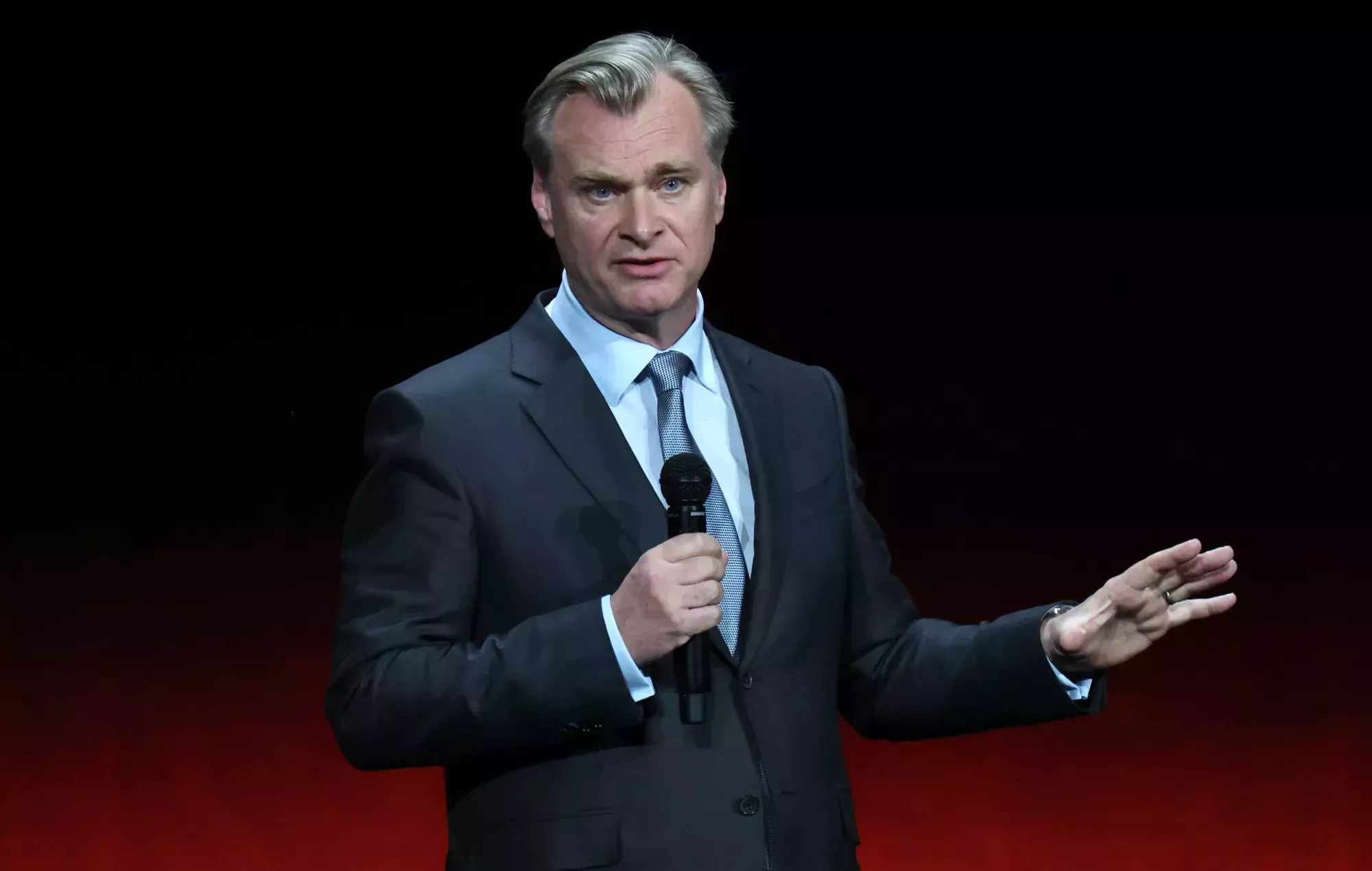 Christopher Nolan dice que el instructor de Peloton golpeó una vez a 'Tenet' durante una clase - y el clip ha sido desenterrado