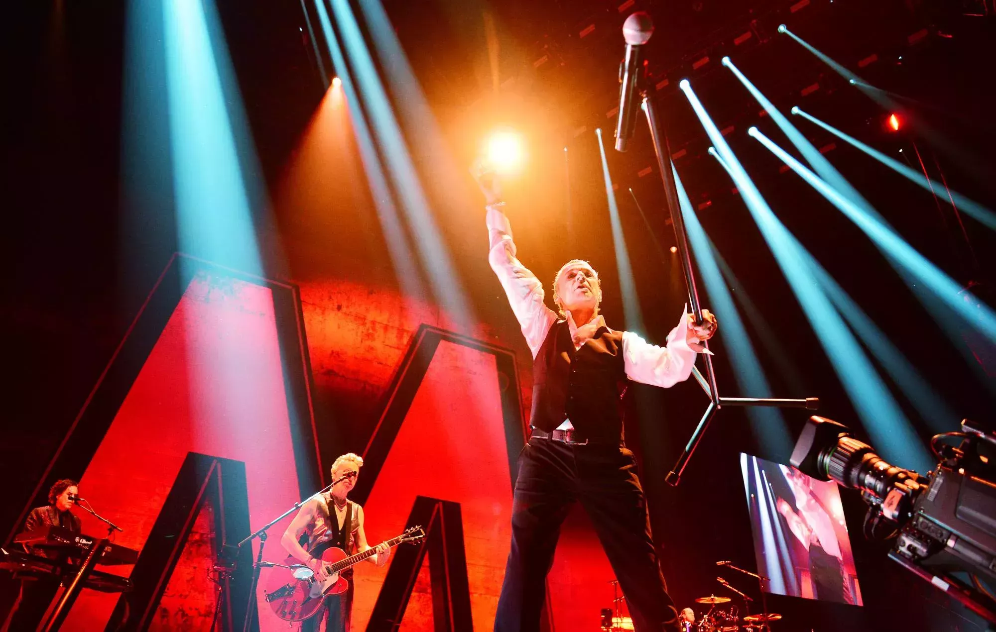 Depeche Mode inicia su gira 2024 por el Reino Unido y Europa con un concierto repleto de éxitos en Londres