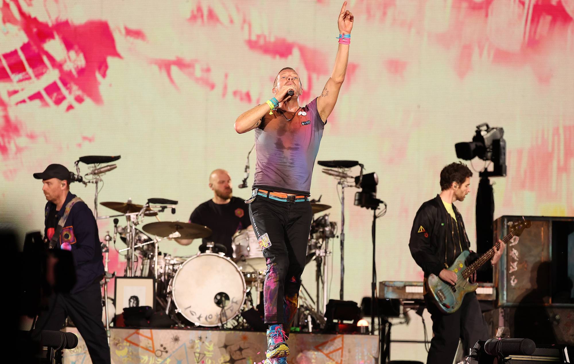 El Presidente de Filipinas, criticado por ir en helicóptero a un concierto de Coldplay