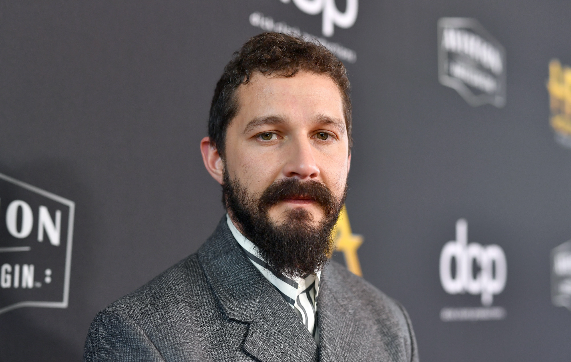 Shia LaBeouf podría dejar la actuación para convertirse en sacerdote católico