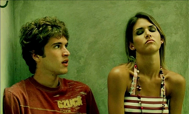 Siguiendo las Huellas Cinematográficas: Un Viaje a Lima a Través de los Ojos de “Dioses”