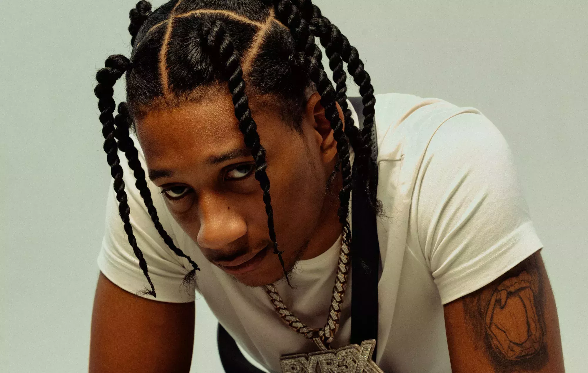 Digga D, en prisión preventiva e imputado por delitos de drogas tras un asalto a su domicilio retransmitido en directo