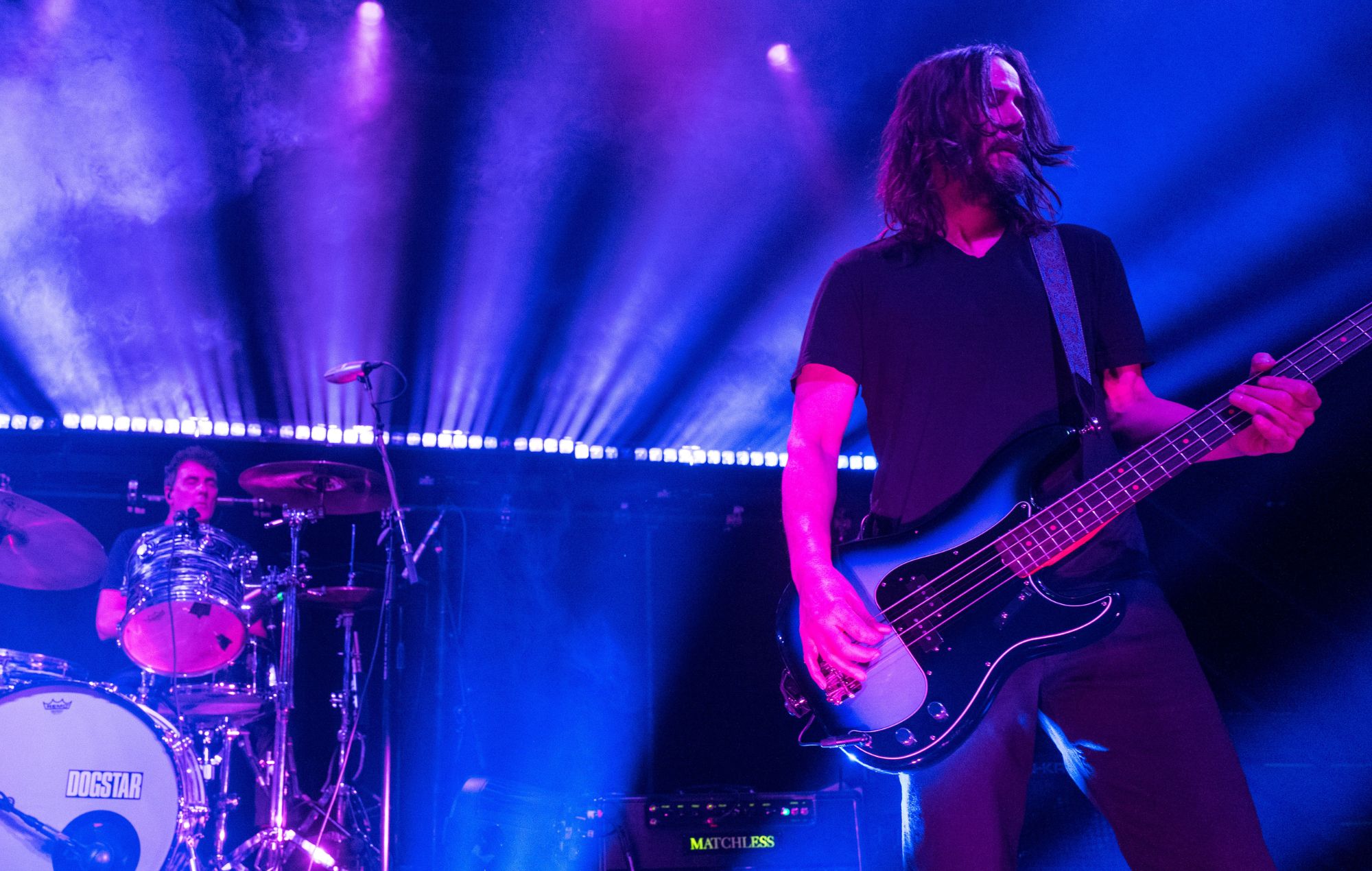 Dogstar de Keanu Reeves anuncia una gira por el Reino Unido y Europa para el verano de 2024