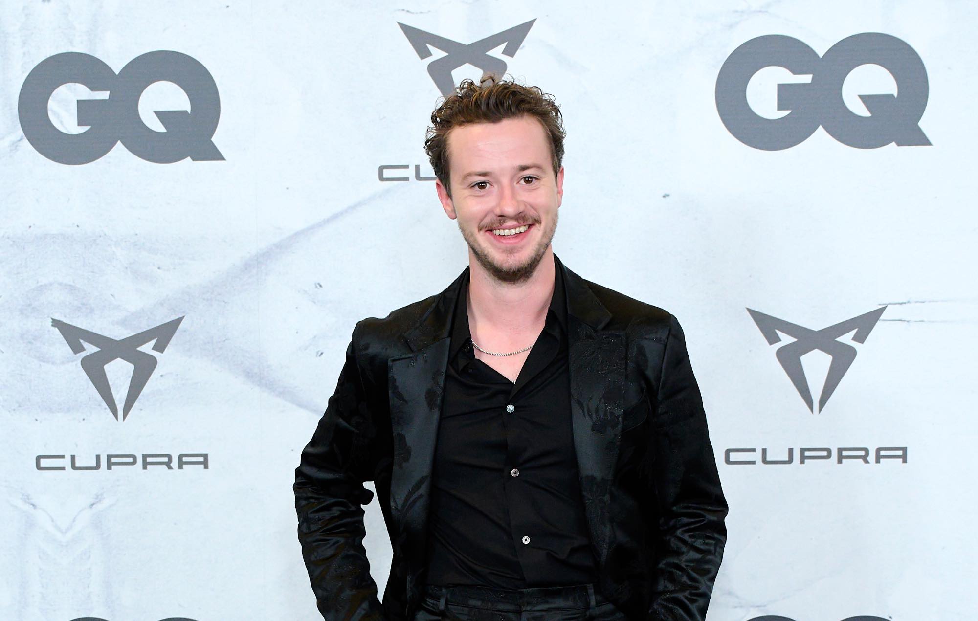 La estrella de "Stranger Things" dirigirá la ópera prima de Bret Easton Ellis