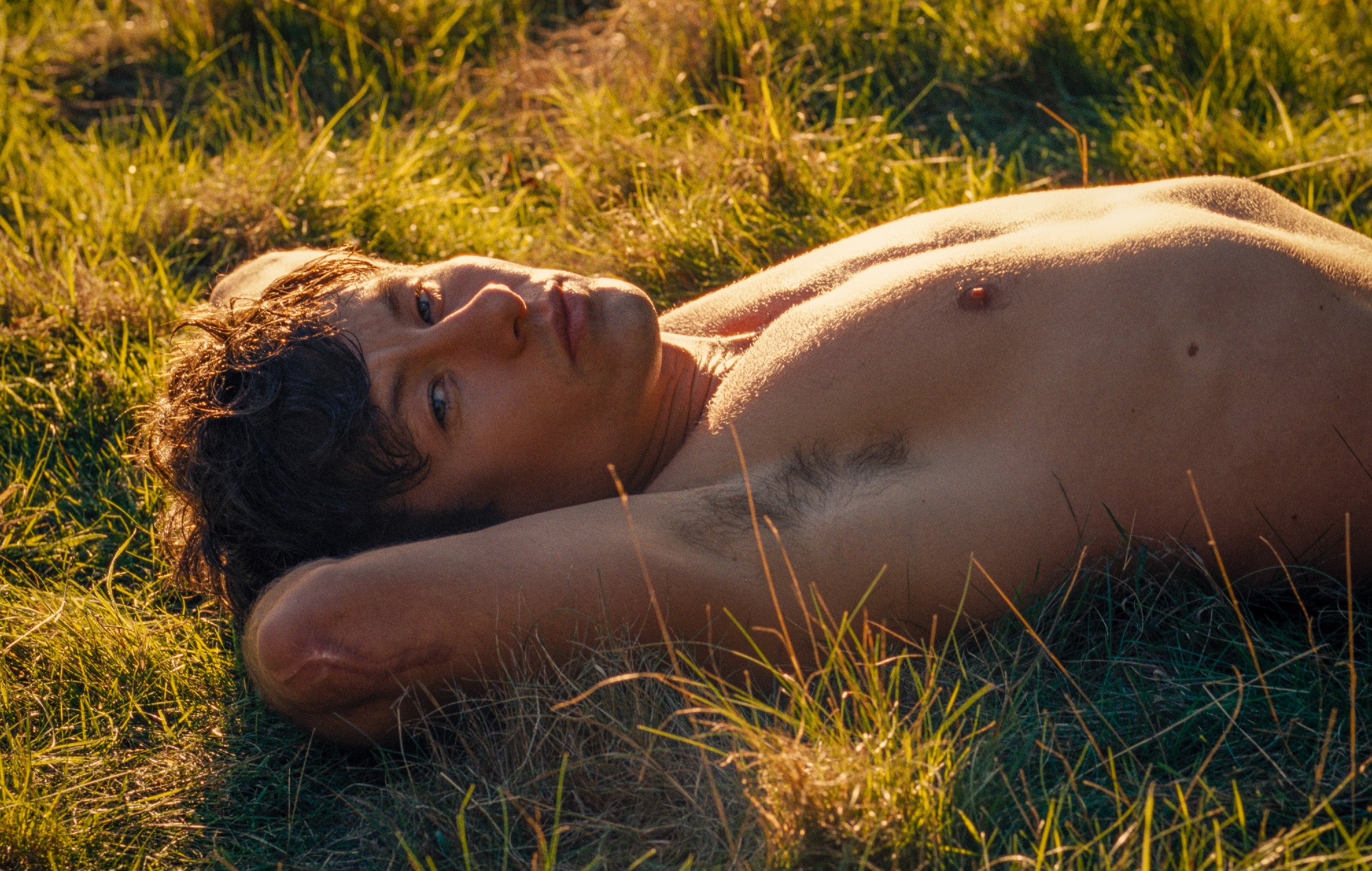 Lanzamiento de una bomba de baño inspirada en la "traumática" escena de "Saltburn