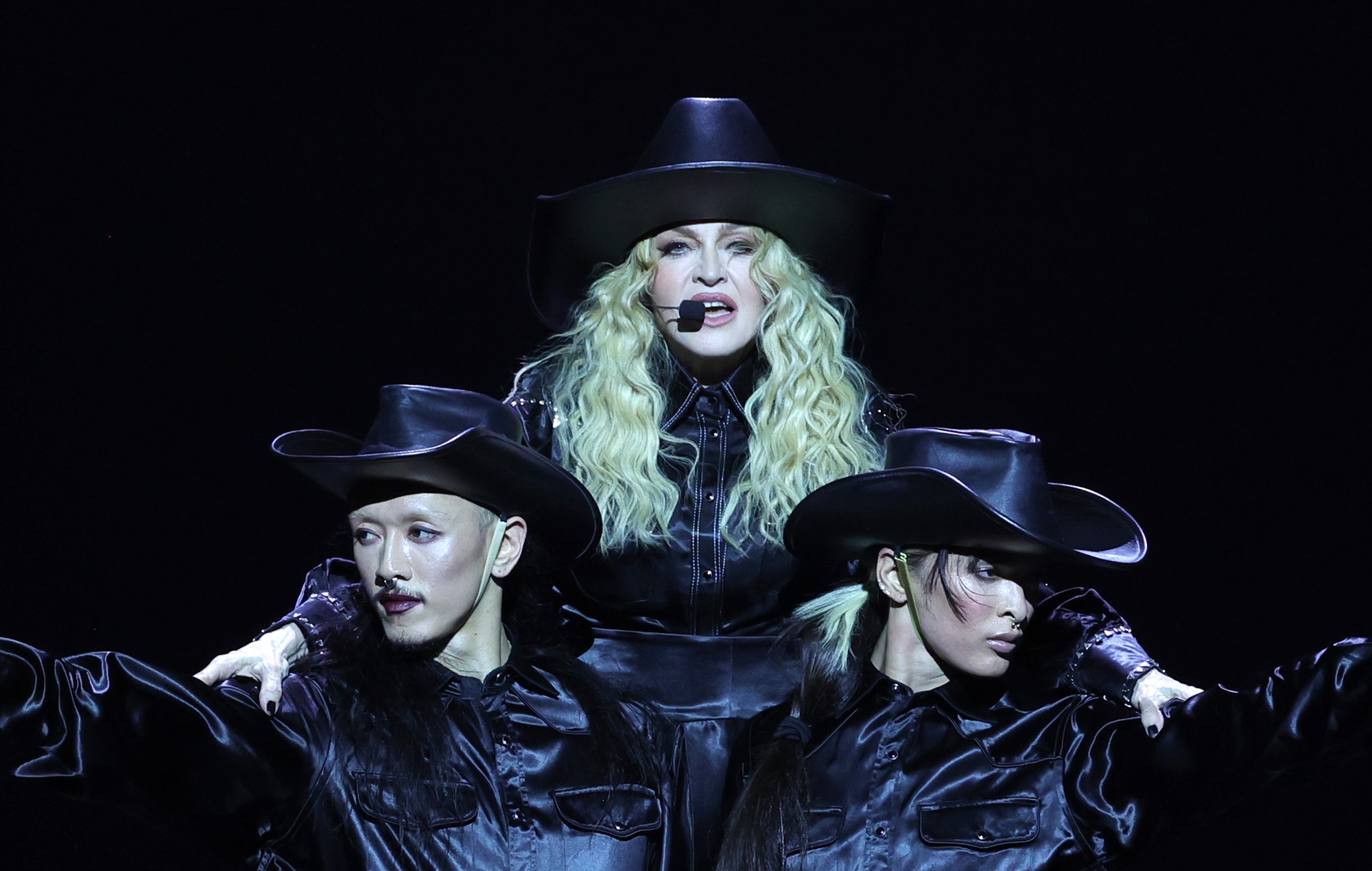Madonna interpreta "This Used To Be My Playground" en directo por primera vez
