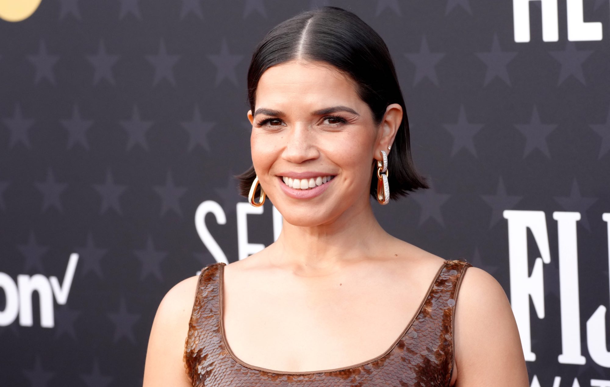 TikToker criticado por hacer una pregunta "inmadura y de mal gusto" a America Ferrera