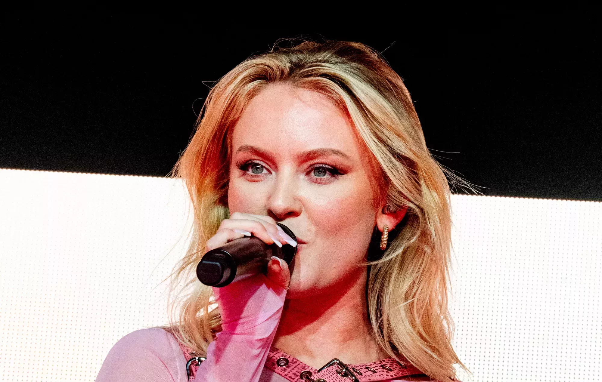 Zara Larsson, ganadora del concurso de talentos sueco a los 10 años: 