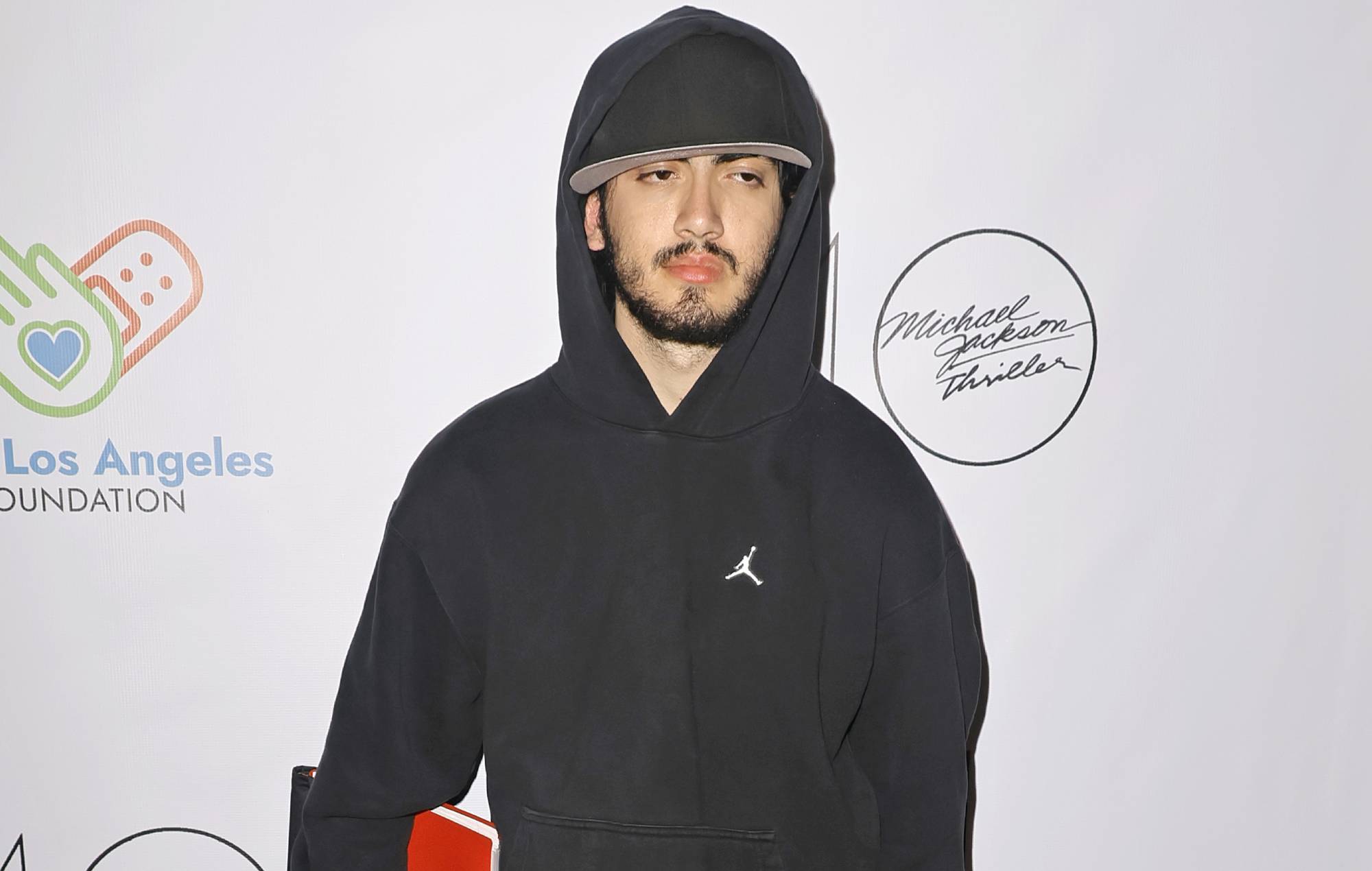 Bigi, el hijo de Michael Jackson, impugna ante los tribunales el uso del dinero de la herencia por parte de su abuela