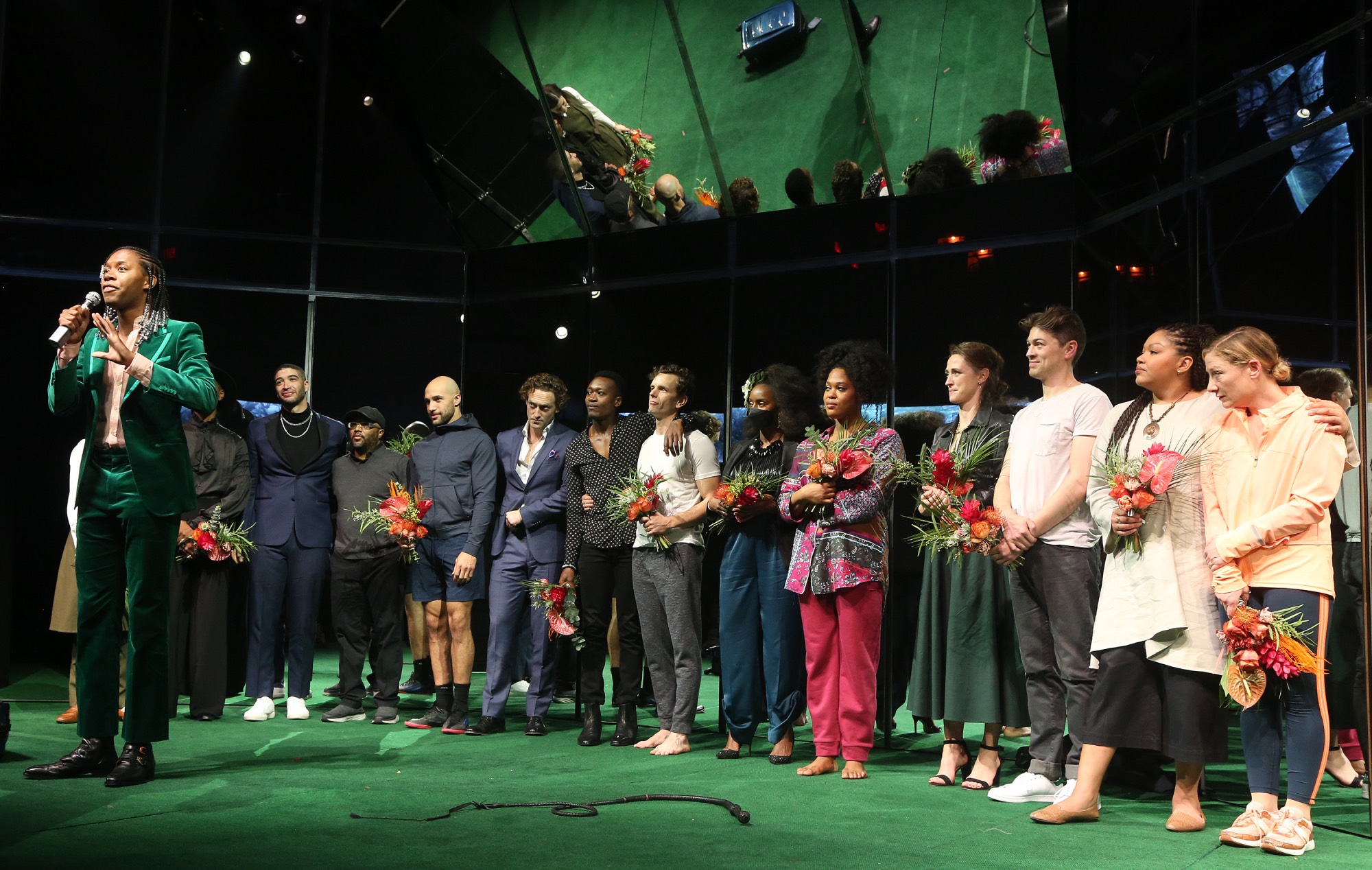 El Gobierno critica la asistencia exclusiva de público negro a la "obra de los esclavos