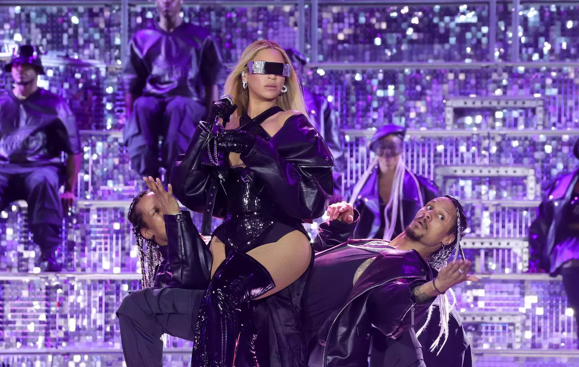 El productor de '16 Carruajes' de Beyoncé revela que la canción se hizo antes de 'Renacimiento'