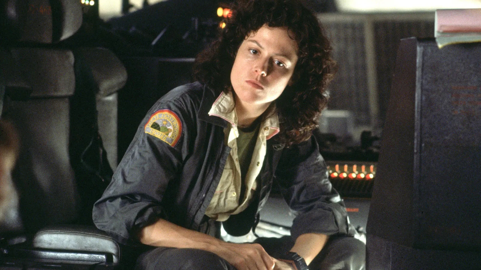 ¿Está Sigourney Weaver en Alien Rómulo?