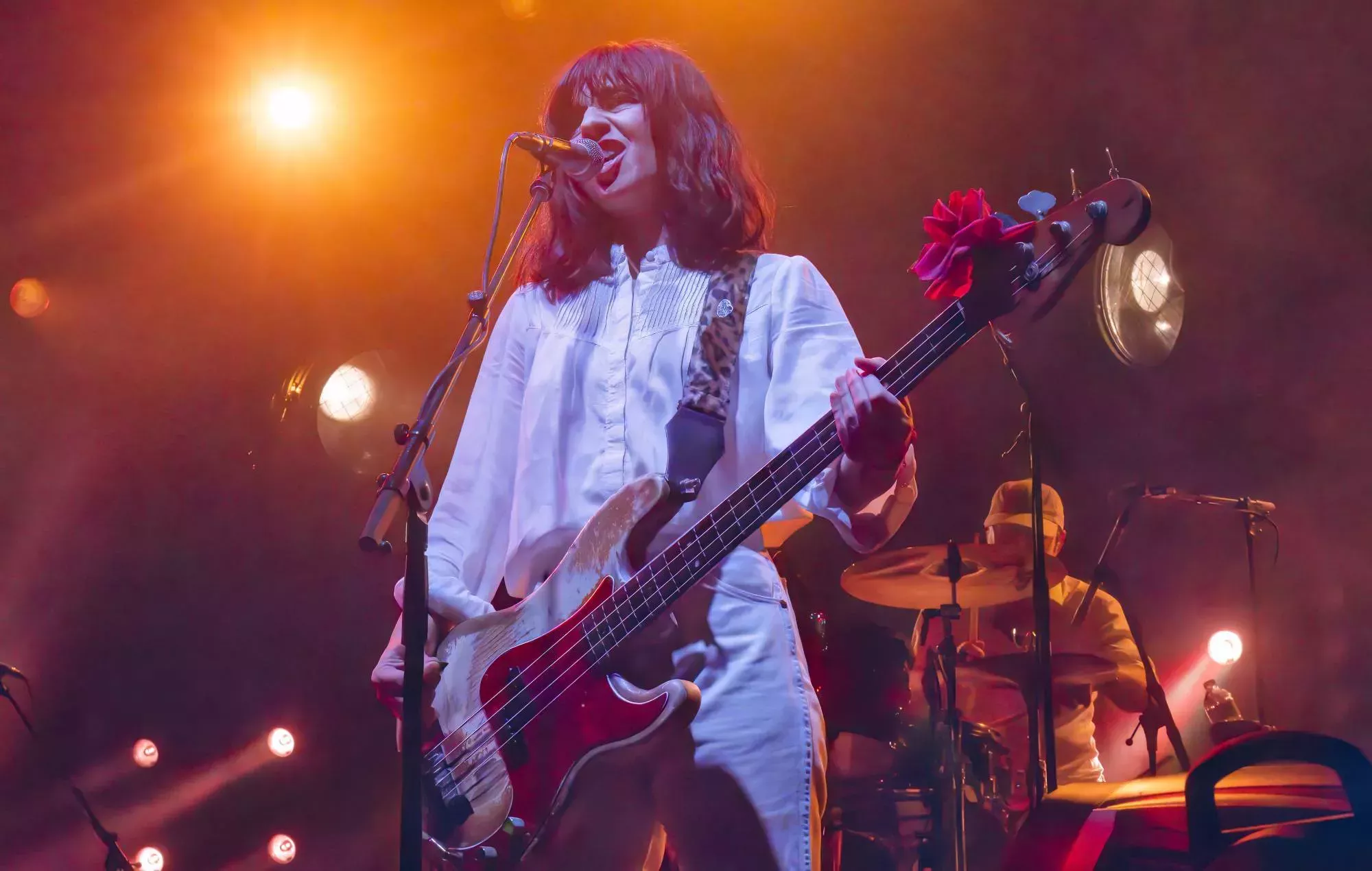 La bajista Paz Lenchantin abandona Pixies y el grupo anuncia su sustituto