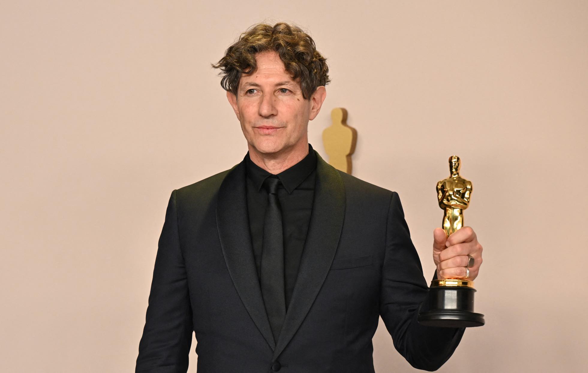 "Rechazamos que se secuestre el Holocausto": el director de 'The Zone Of Interest' pide en los Oscar el fin de los ataques a Gaza