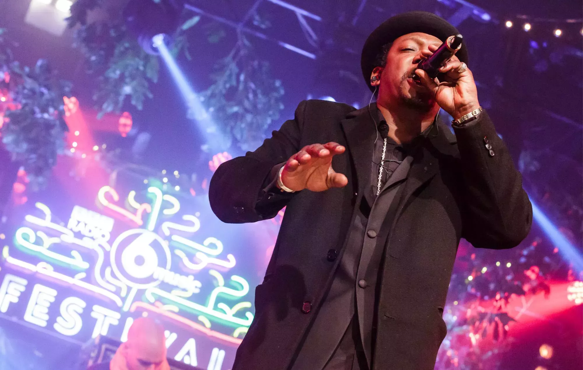 Roots Manuva hace que le devuelvan el trofeo Mercury Prize tras mudarse de casa y encontrarlo sus nuevos dueños en un cobertizo