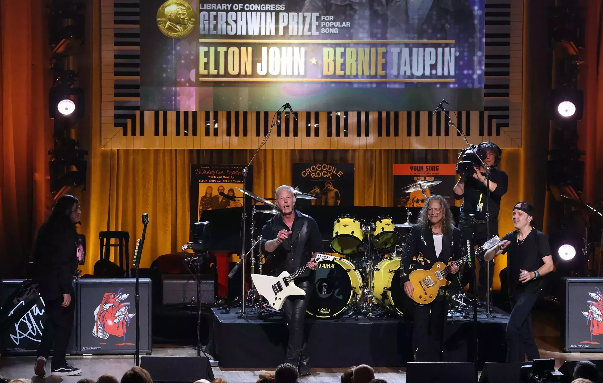 Vea a Metallica versionando a Elton John en el Premio Gershwin 2024