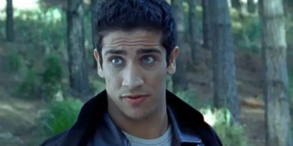 Nick Russell the supposed Chosen One, looking confused in Power Rangers Mystic Force