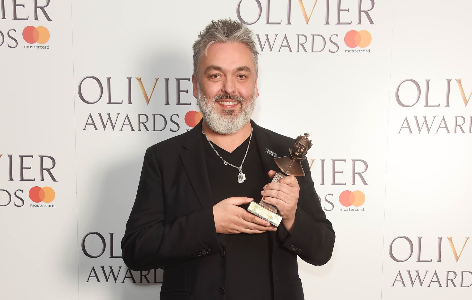 El aclamado dramaturgo Jez Butterworth golpeó una vez a Harvey Weinstein en el plató