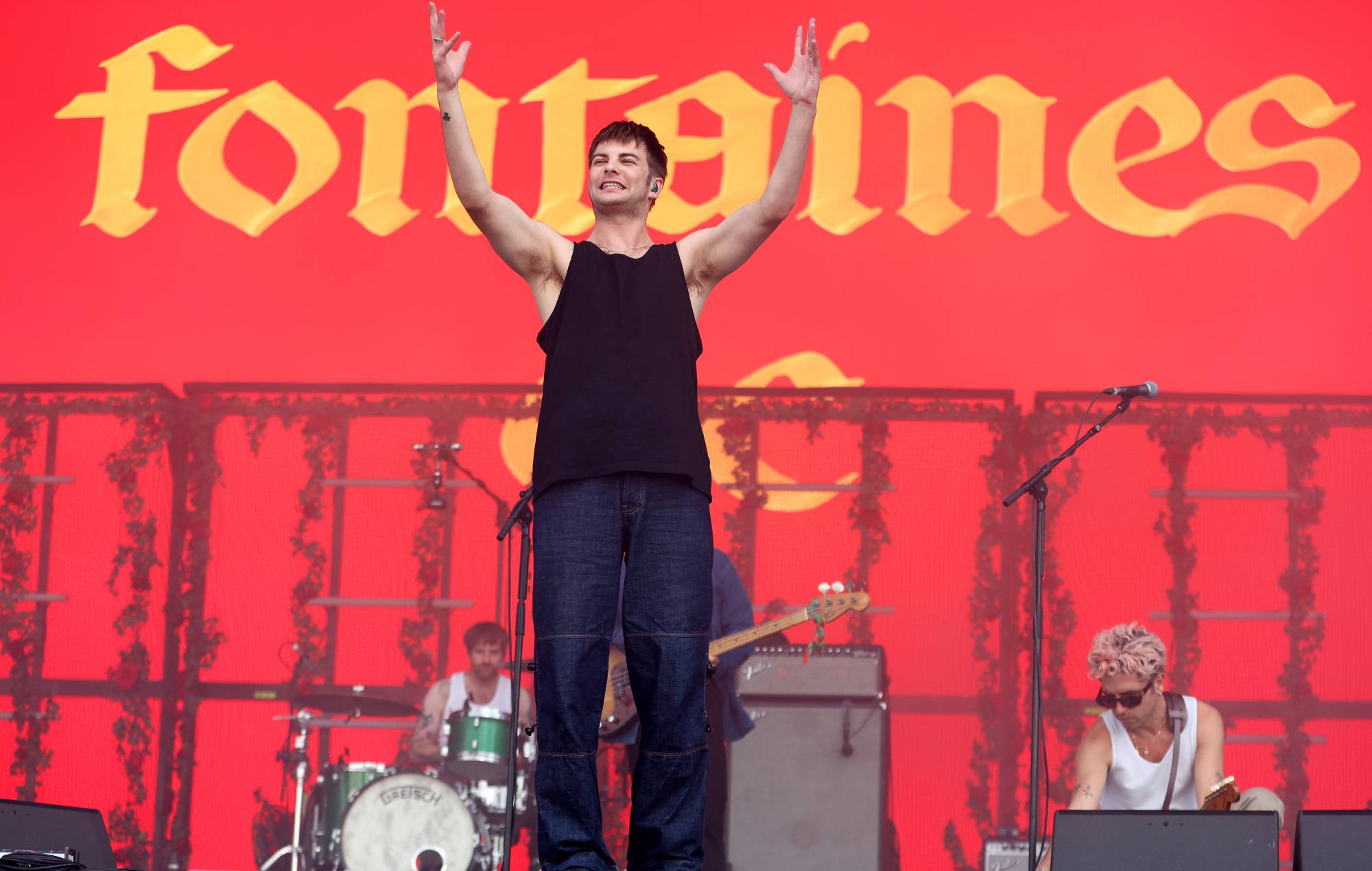 Fontaines D.C. anuncia la gira europea "ROMANCE" 2024 con Wunderhorse