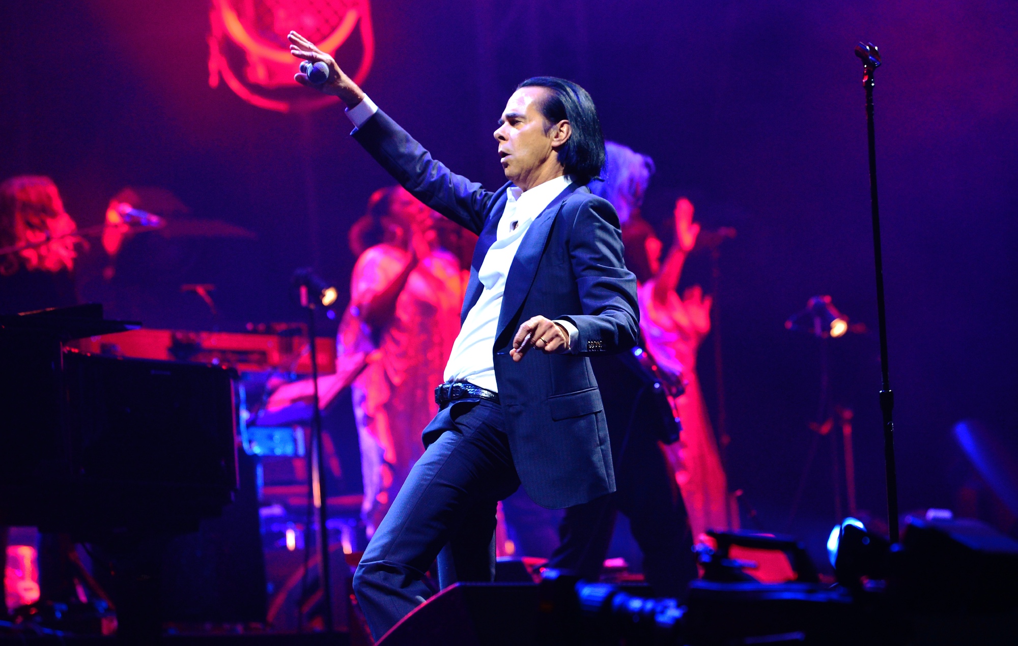 Nick Cave & The Bad Seeds se ponen "cachondos" grabando 'Wild God' en el nuevo tráiler del álbum