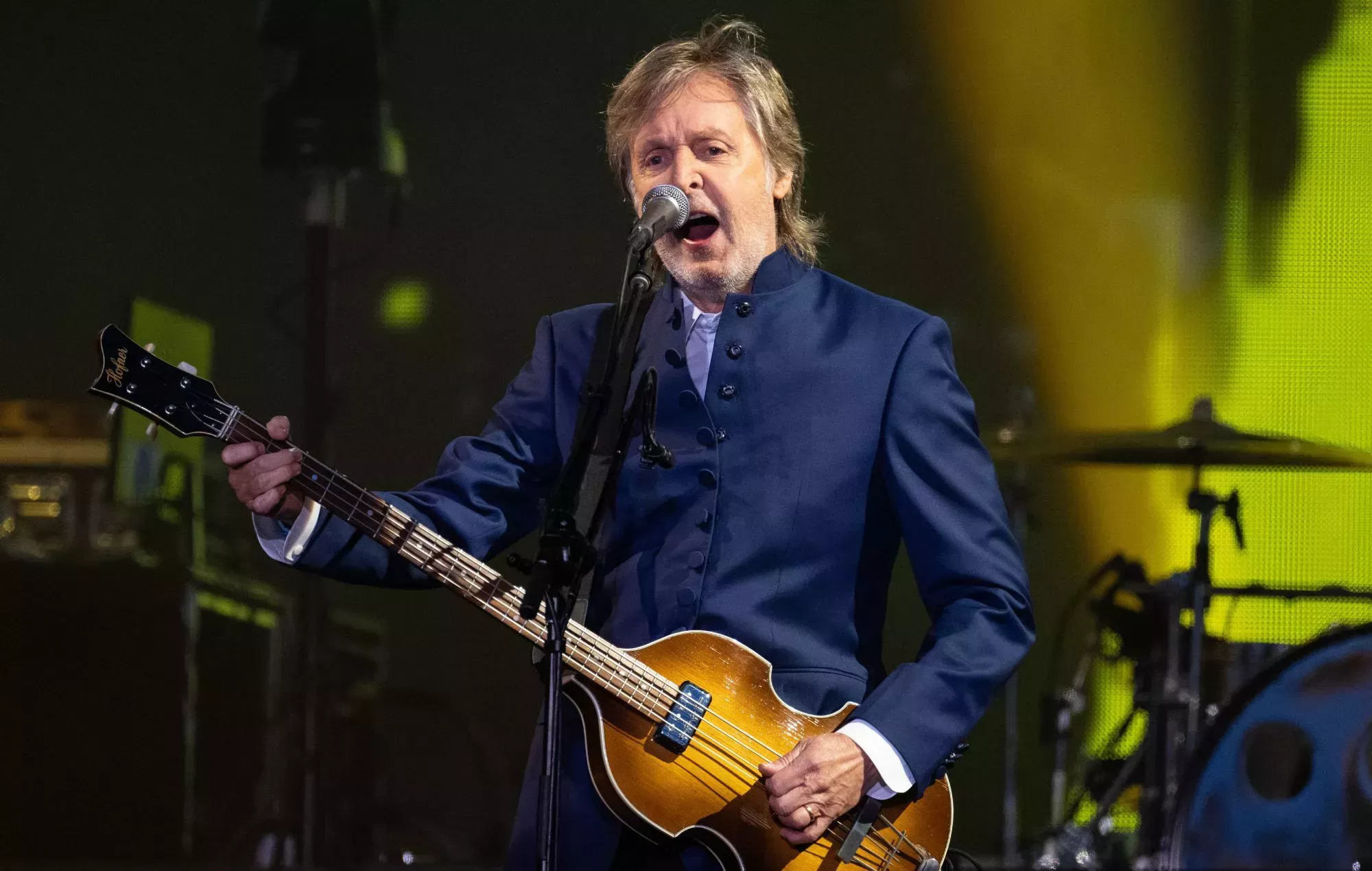 Paul McCartney y The Eagles interpretan 'Let It Be' de The Beatles en el homenaje a Jimmy Buffett