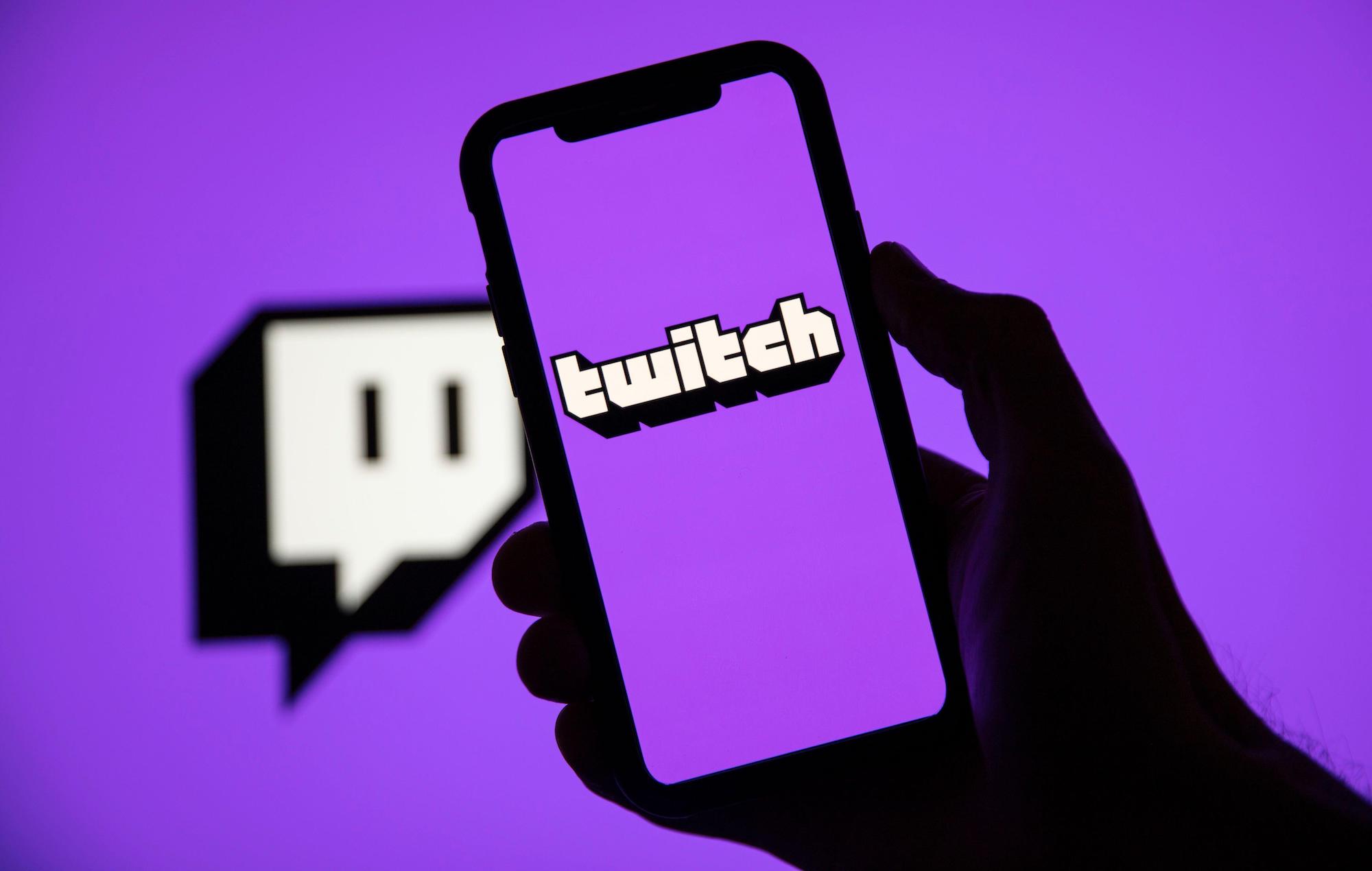 Twitch prohíbe usar ciertas partes "íntimas" del cuerpo como pantallas de visualización