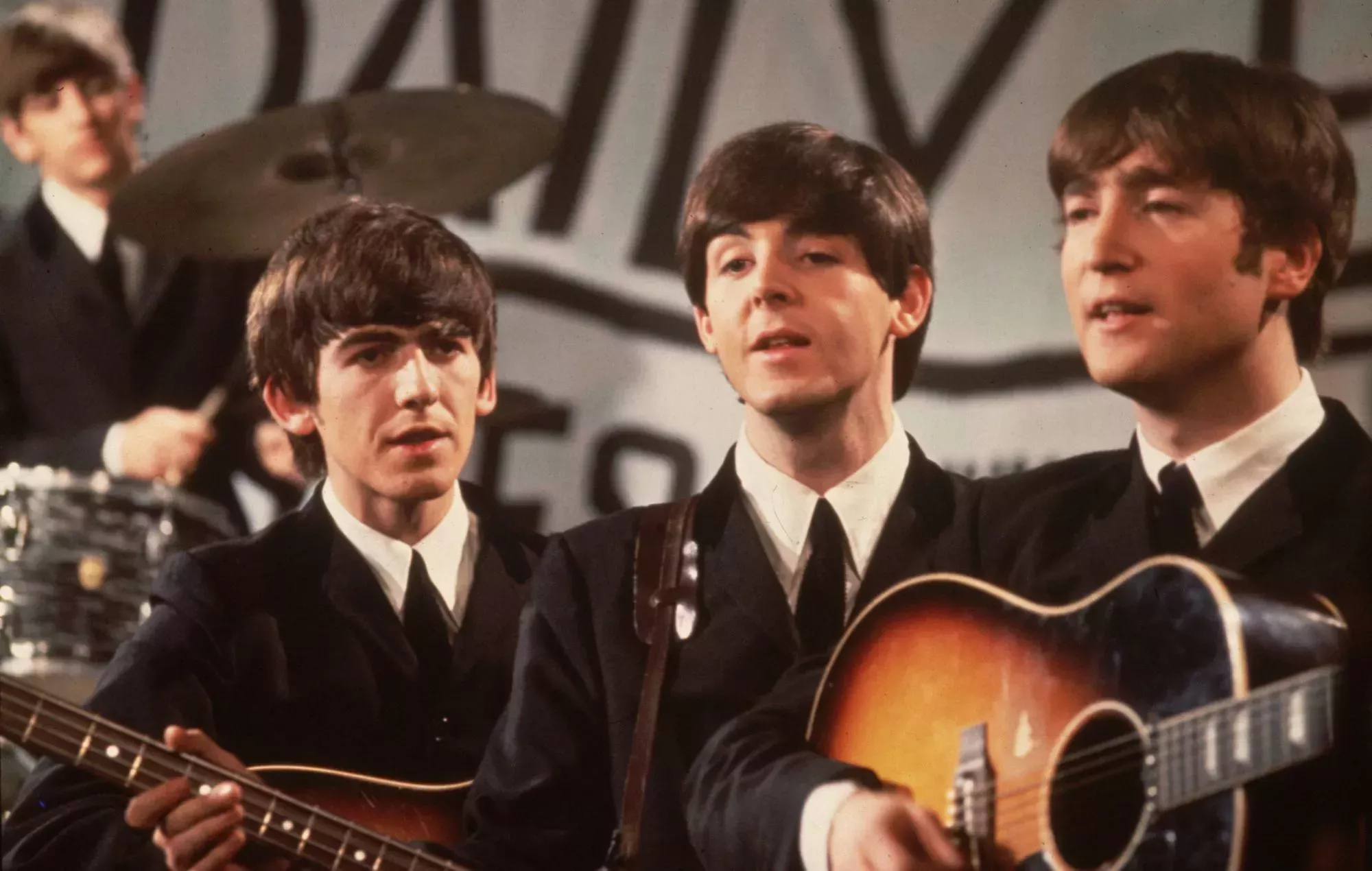 El concierto homenaje a los Beatles en la catedral provoca el abandono del público por el 