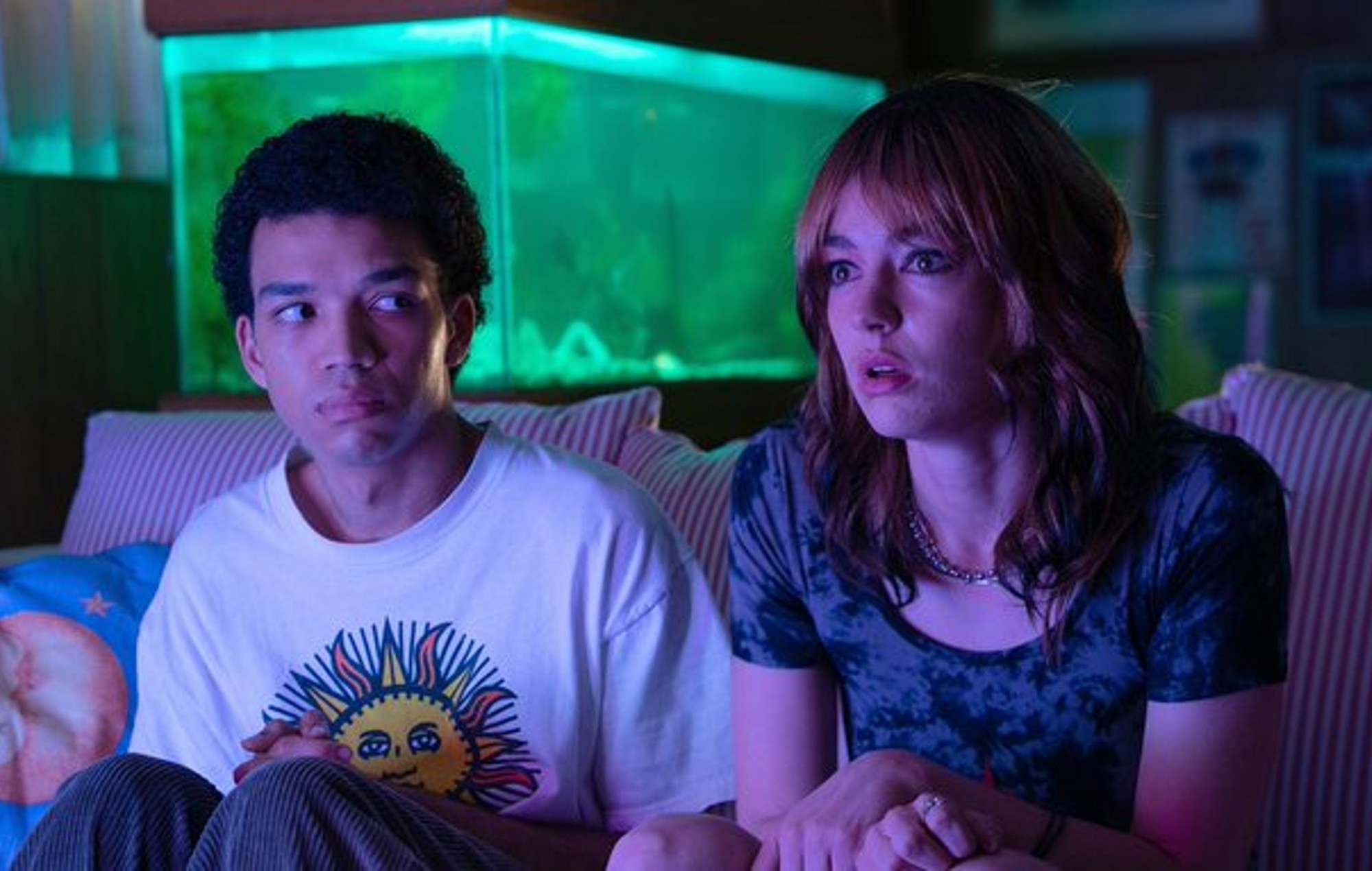 Explicado el final de 'I Saw The TV Glow': ¿qué le pasa a Owen?