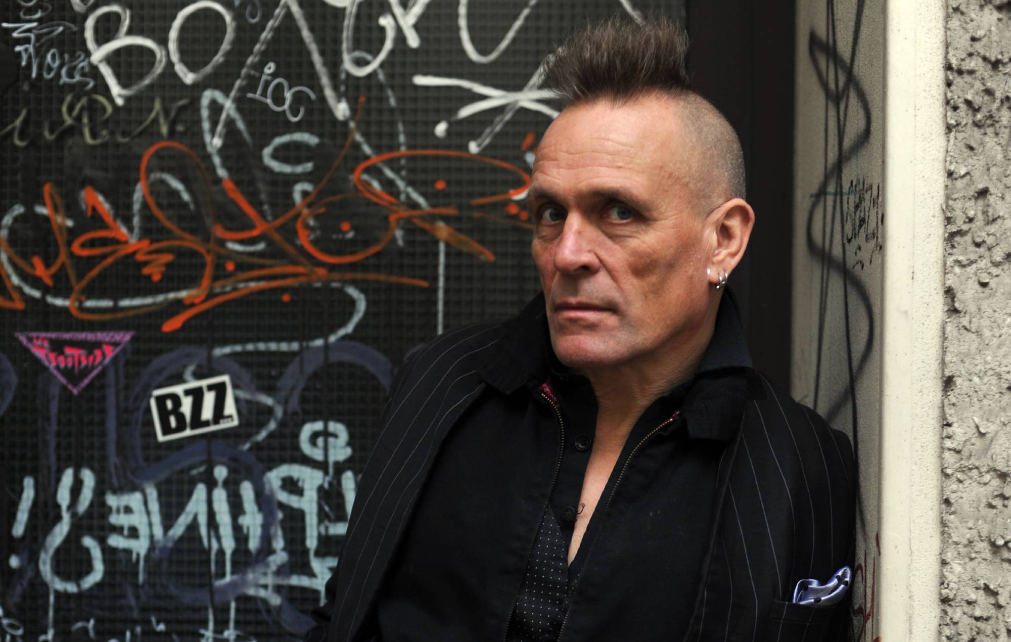 John Robb habla sobre el descubrimiento de Nirvana, la pelea con Oasis