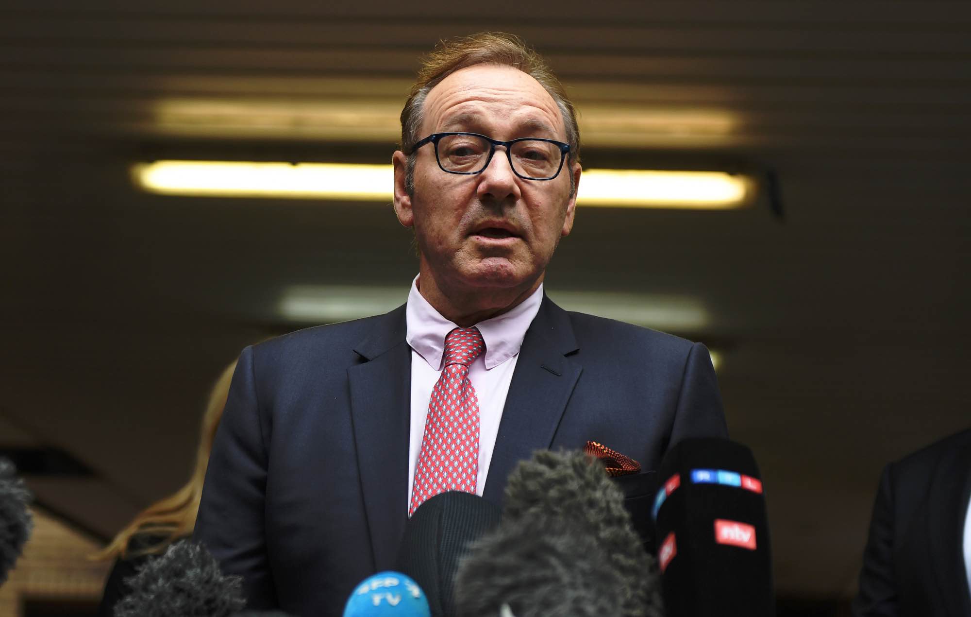 Kevin Spacey aborda la próxima docuserie de Channel 4: "No me sentaré a que me ataquen"