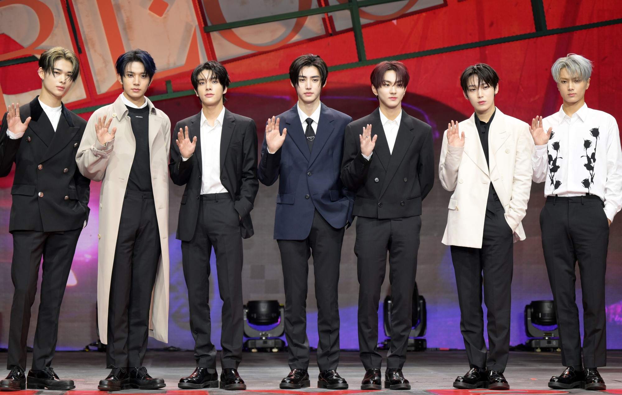 La productora de Reese Witherspoon prepara un documental sobre ENHYPEN