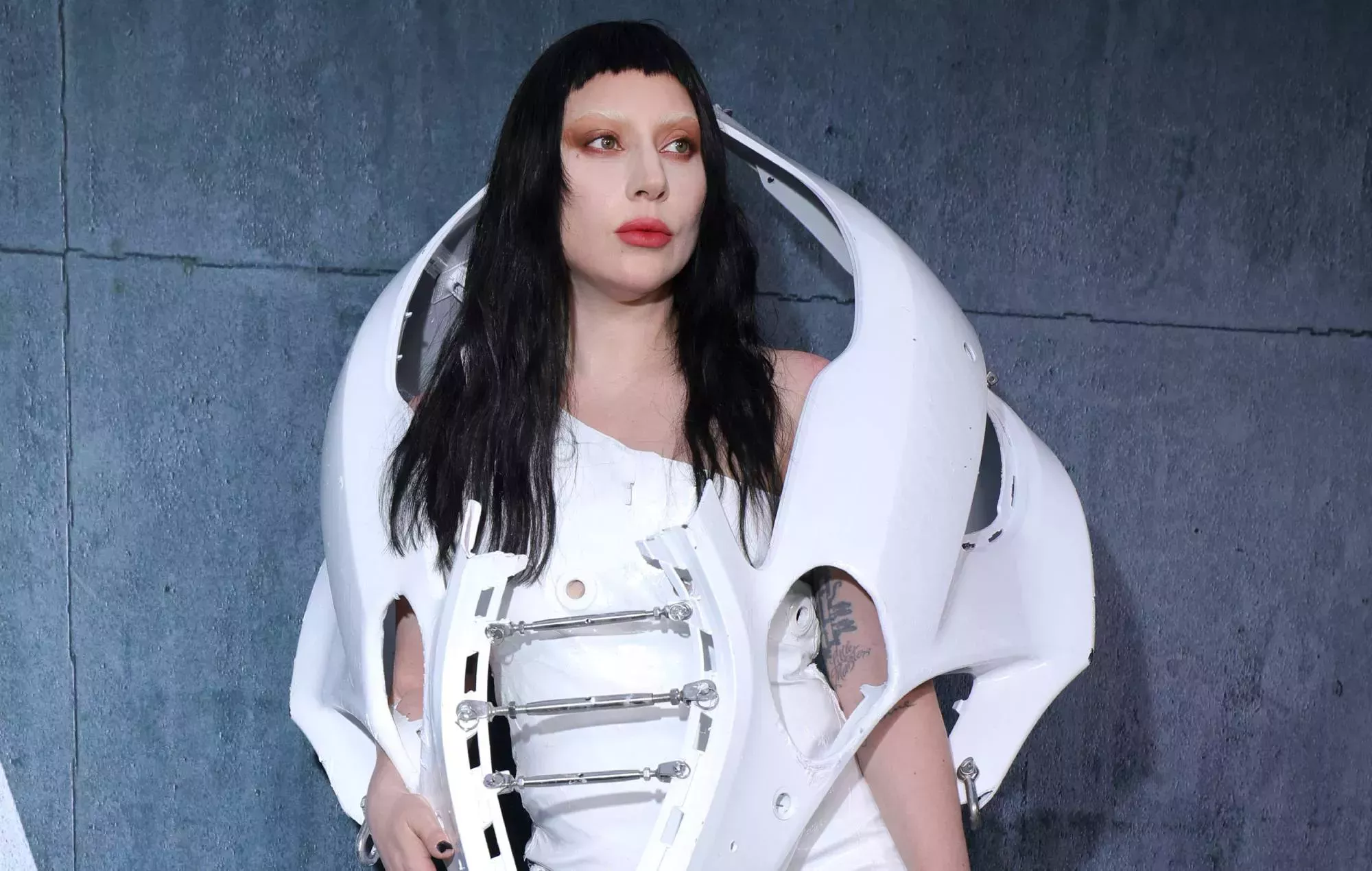 Lady Gaga trabaja en un nuevo álbum que explora 