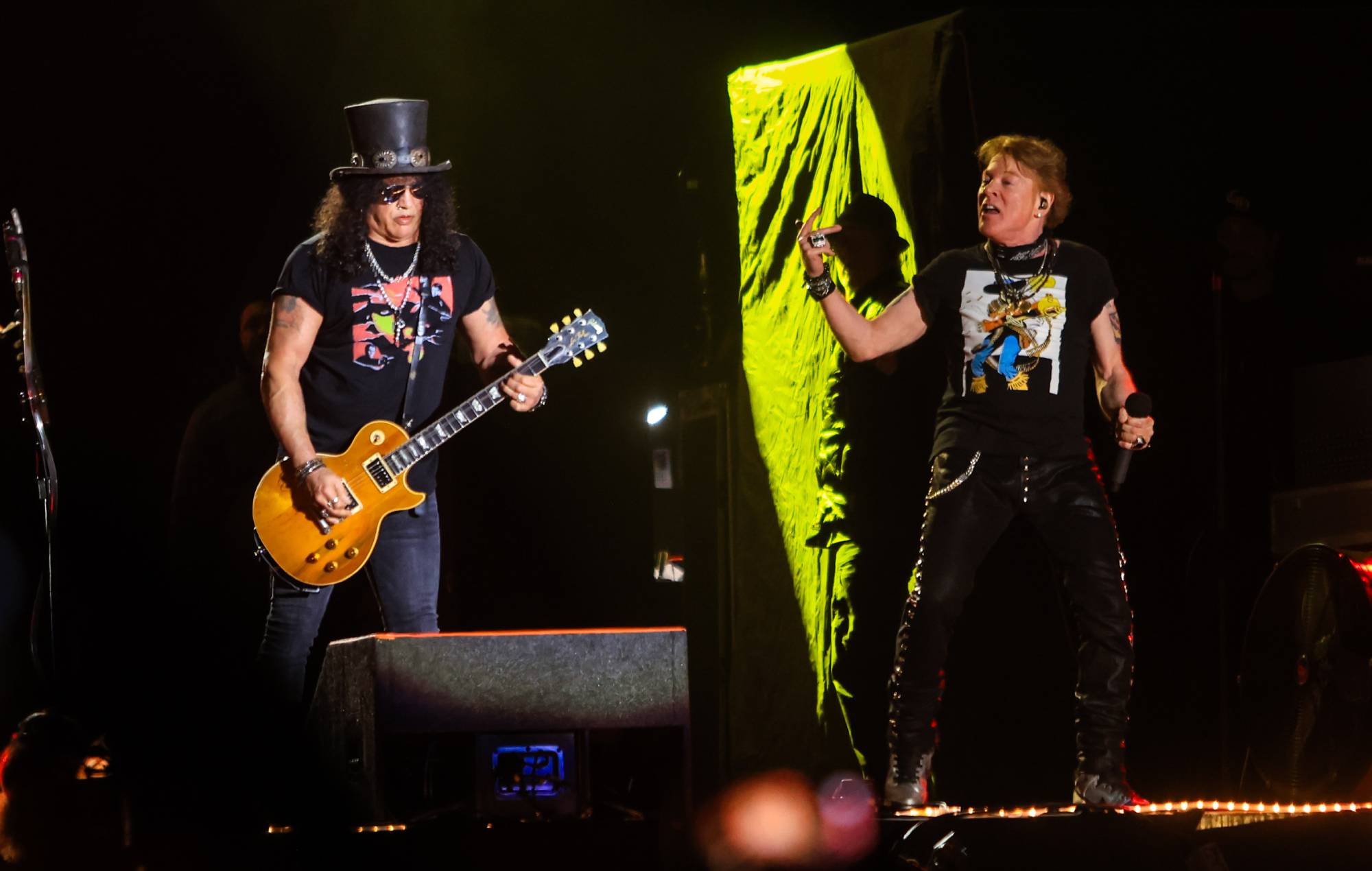 Slash dice que Guns N' Roses están "intentando" grabar un nuevo álbum