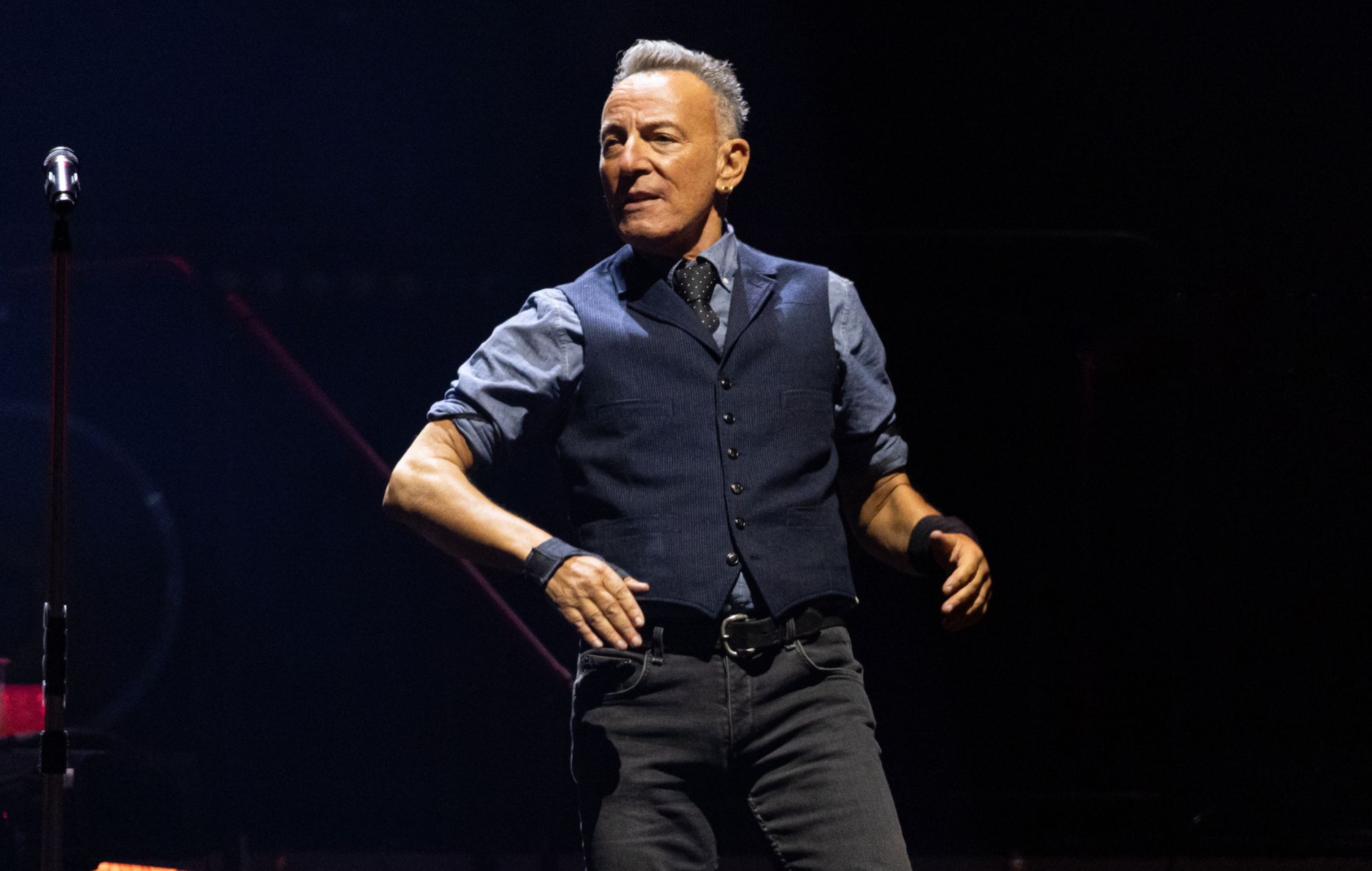 Vea el discurso completo de Bruce Springsteen en Ivors: "Aunque nací en los EE.UU., a los 16 años anhelaba desesperadamente ser británico".