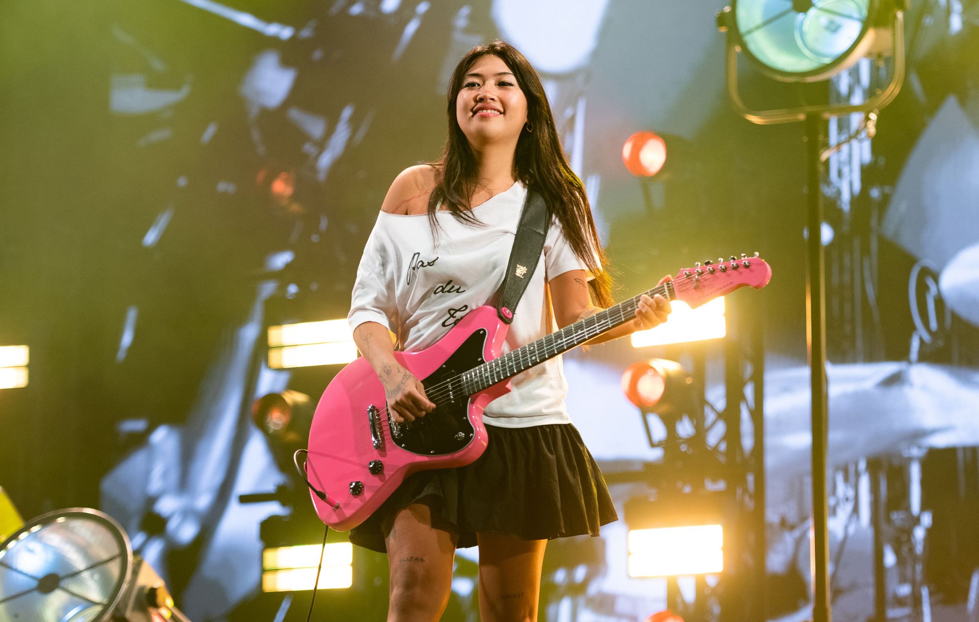 Beabadoobee anuncia la gira británica de 2024 "This Is How Tomorrow Moves