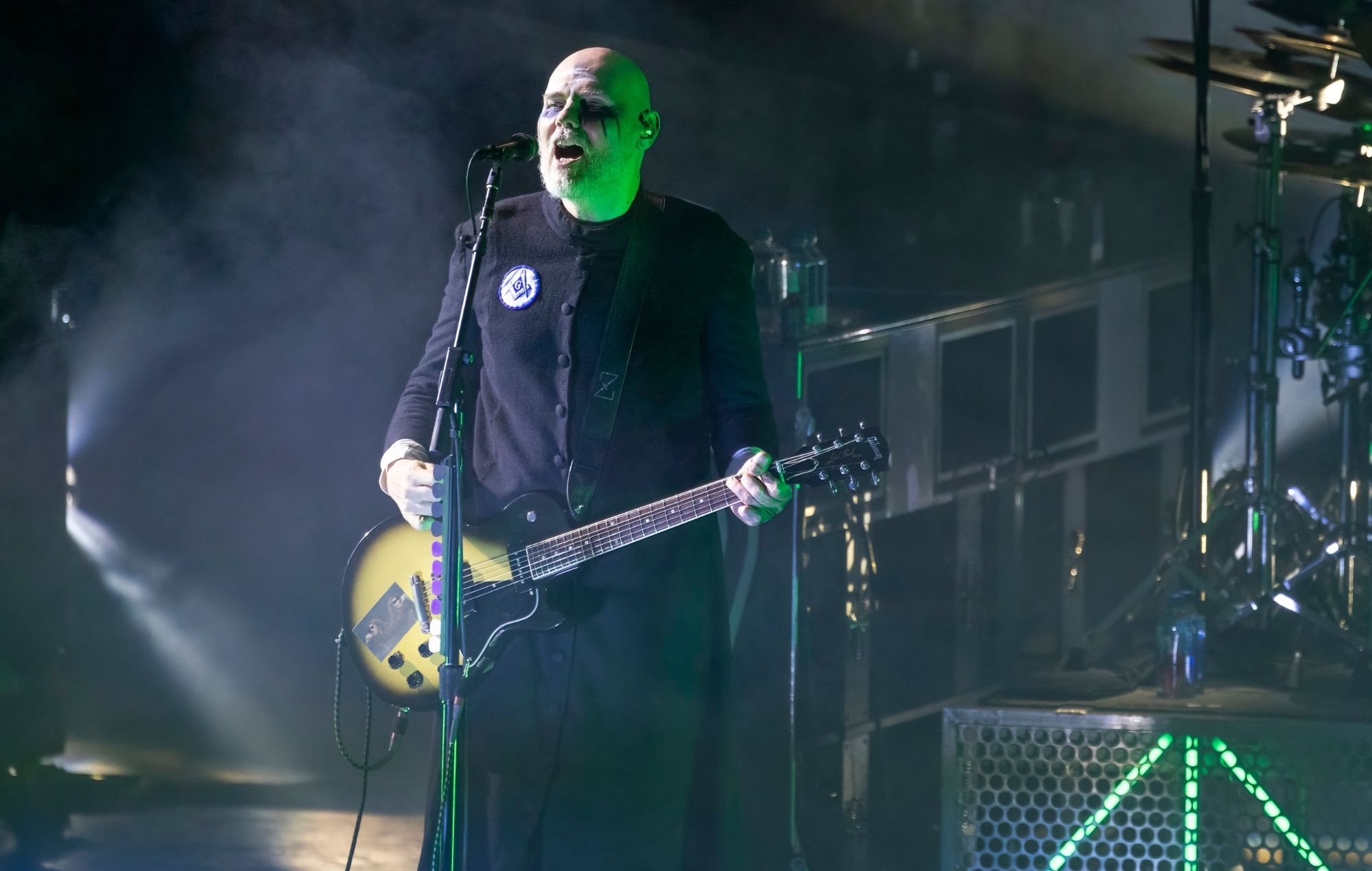 Billy Corgan no quiere tocar los favoritos de los fans en los conciertos de Smashing Pumpkins: "No me importa si son un clásico o no"