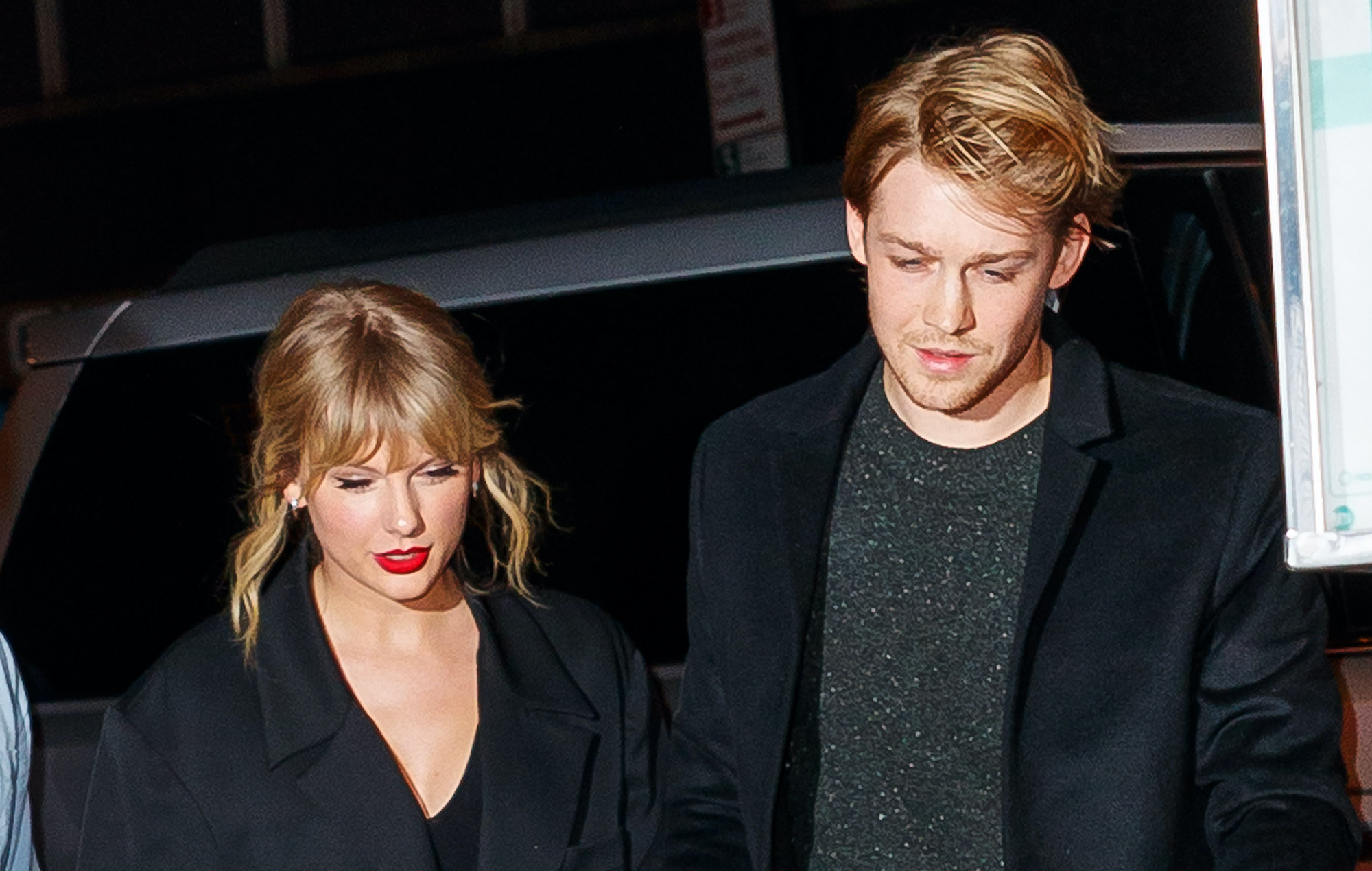 Joe Alwyn rompe el silencio sobre la separación de Taylor Swift: "Algo difícil de navegar"
