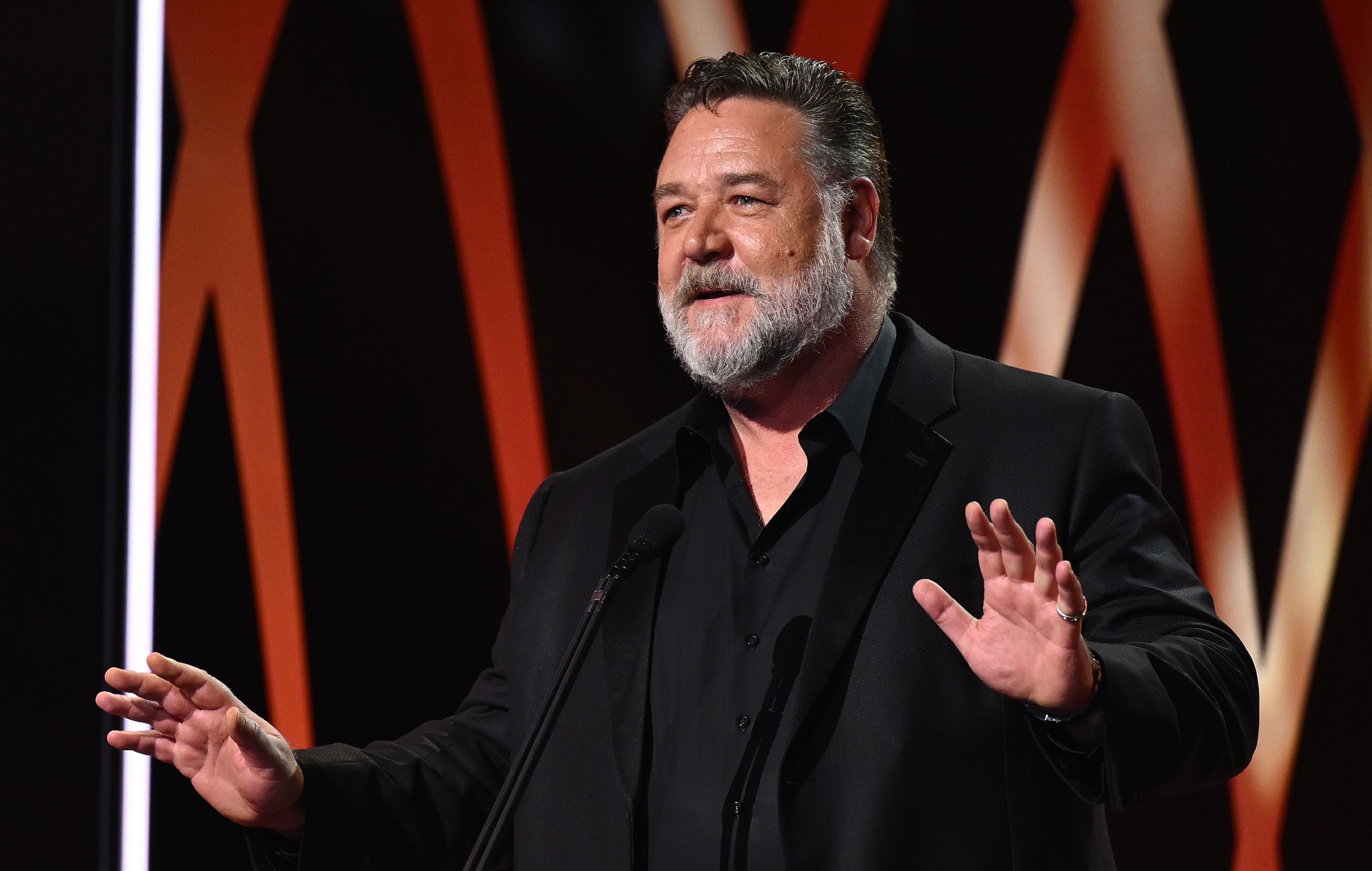 Russell Crowe dice sentirse "ligeramente incómodo" con 'Gladiator 2'