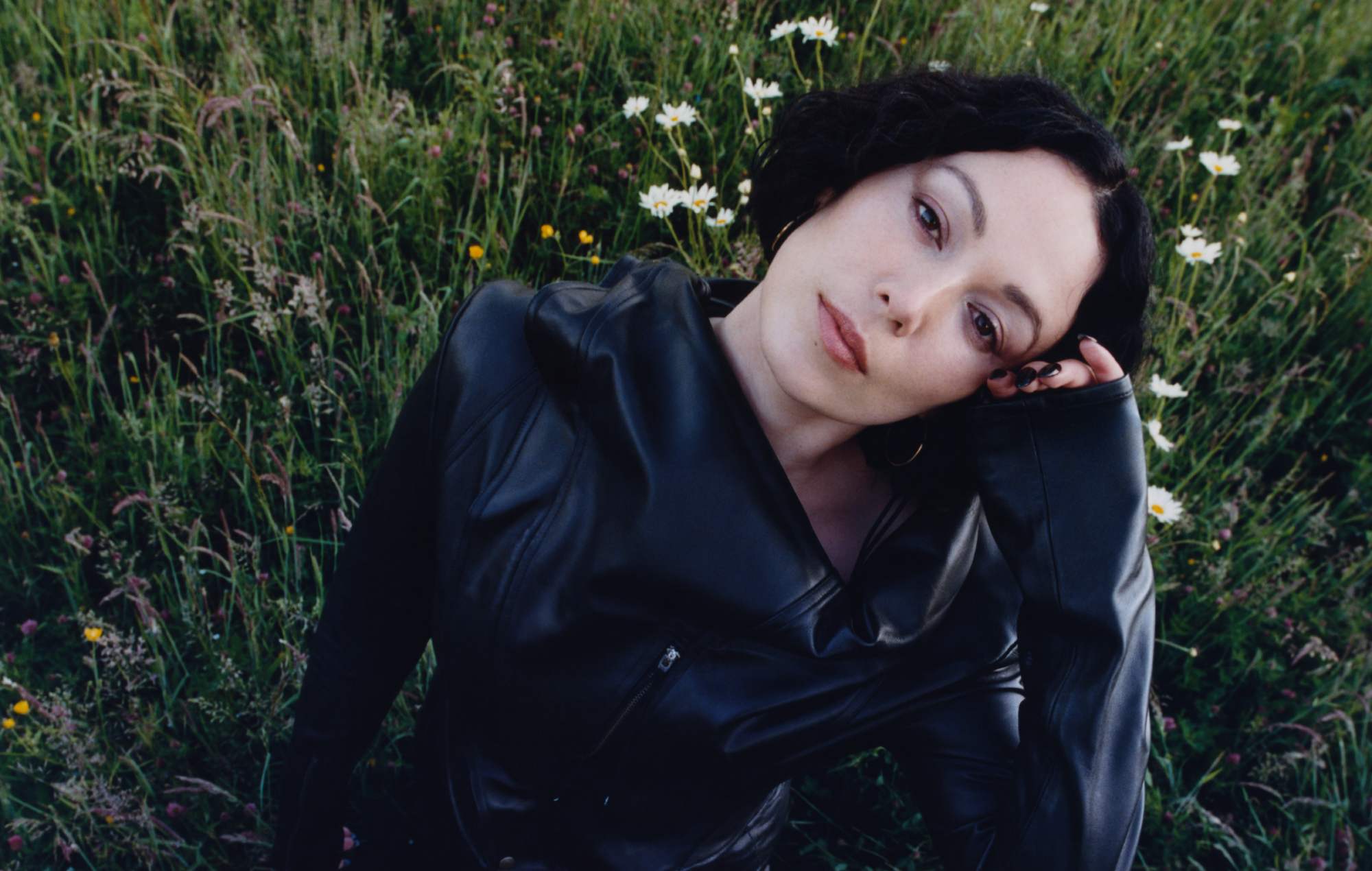 Kelly Lee Owens anuncia su nuevo álbum "Dreamstate" con el maravilloso single "Love You Got