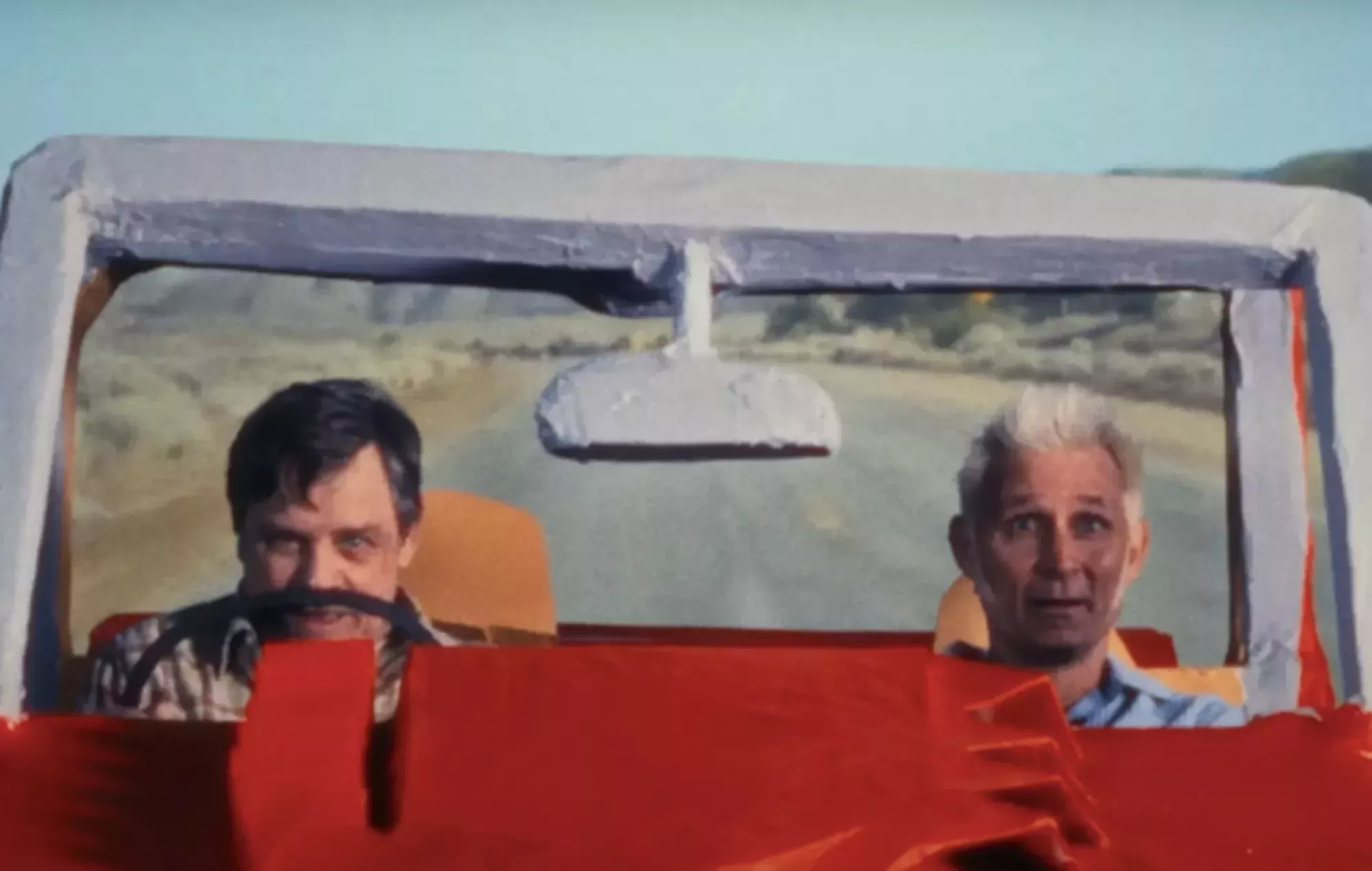 Mira el vídeo de 'Corvette Summer' de Green Day protagonizado por Mark Hamill: 