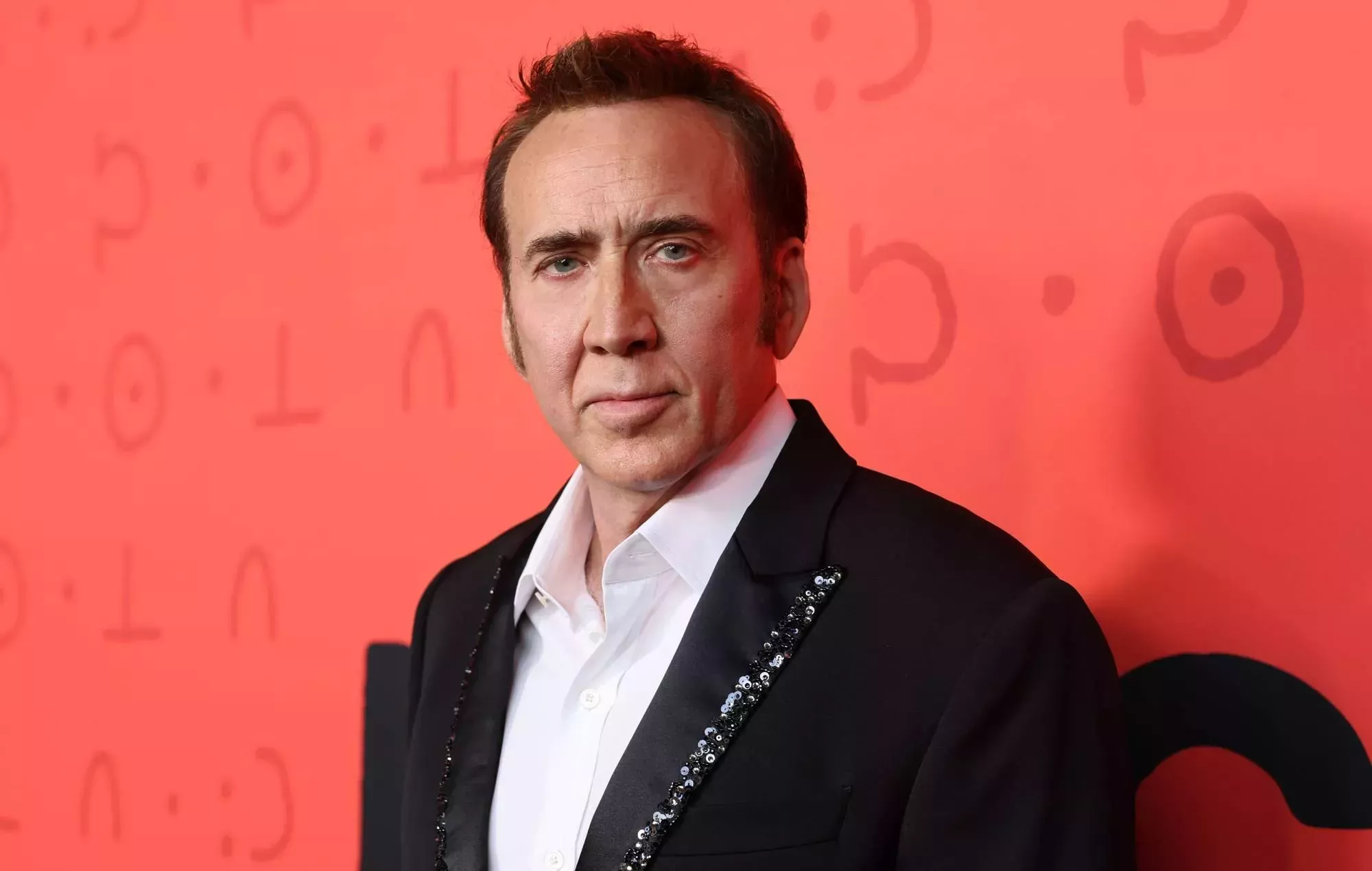 Nicolas Cage dice que canalizar a su madre para el papel de 'Pataslargas' fue