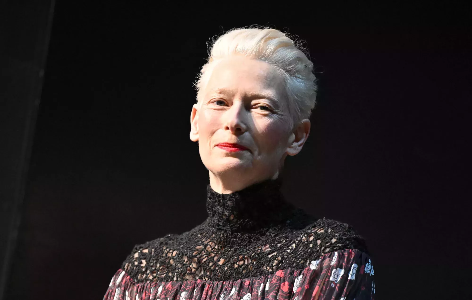 Tilda Swinton dice que abofeteó a un amigo que la llamó inglesa en vez de escocesa