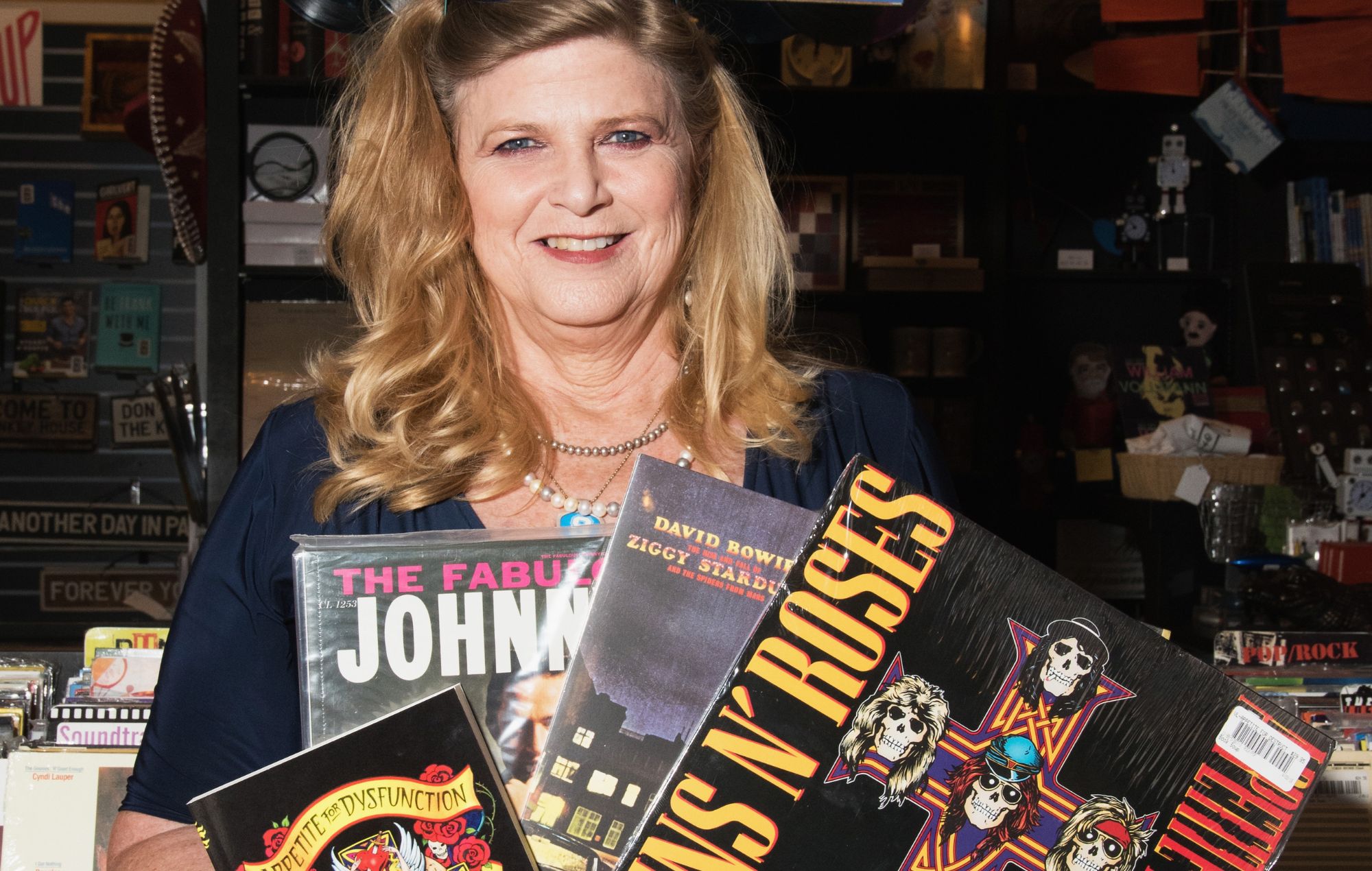 El ex mánager de Guns N' Roses confirma una serie de televisión sobre la franja del ocaso de los 80 