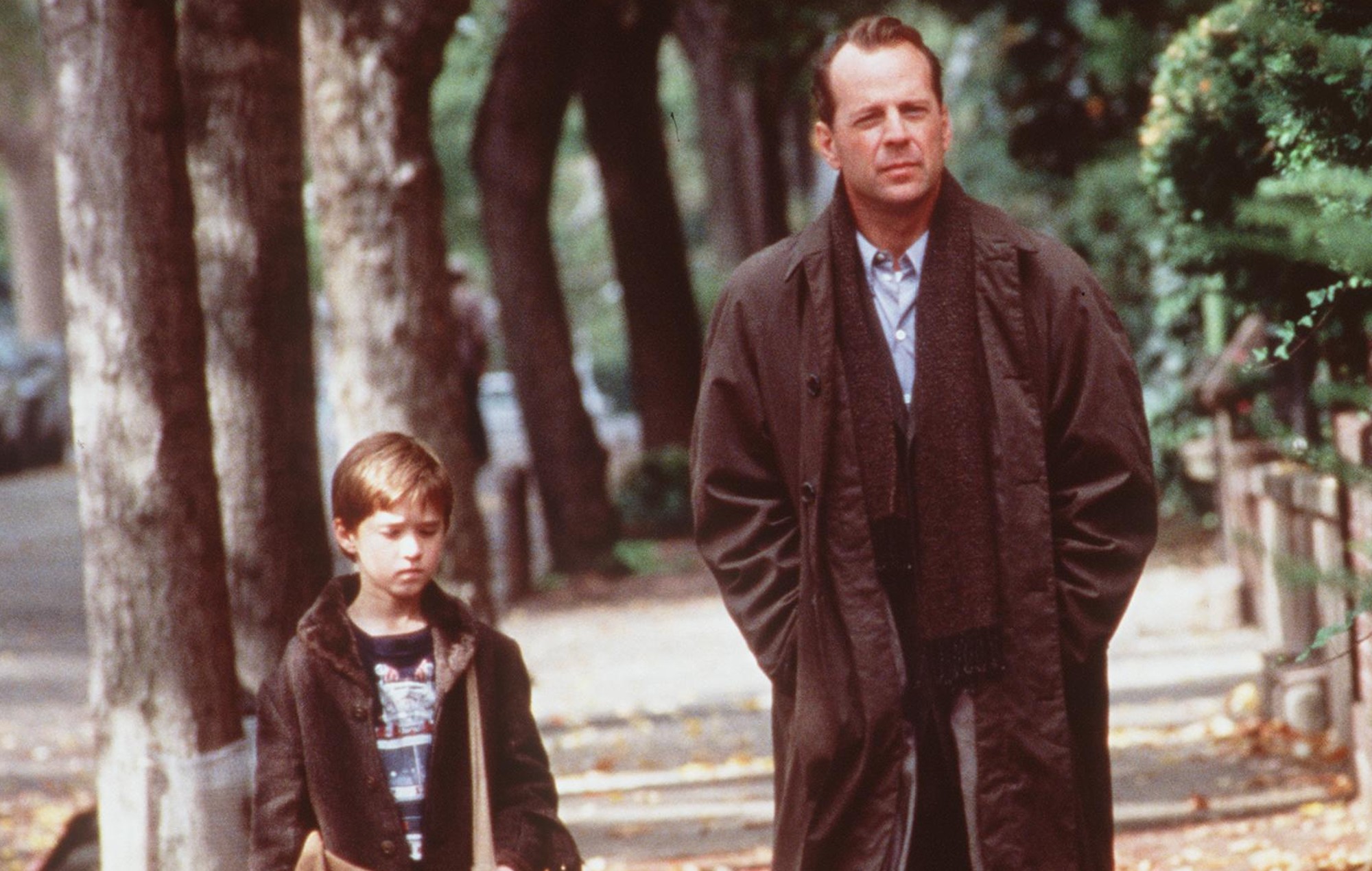 Haley Joel Osment dice que tiene "muy cerca" de su corazón al coprotagonista de 'El Sexto Sentido' Bruce Willis