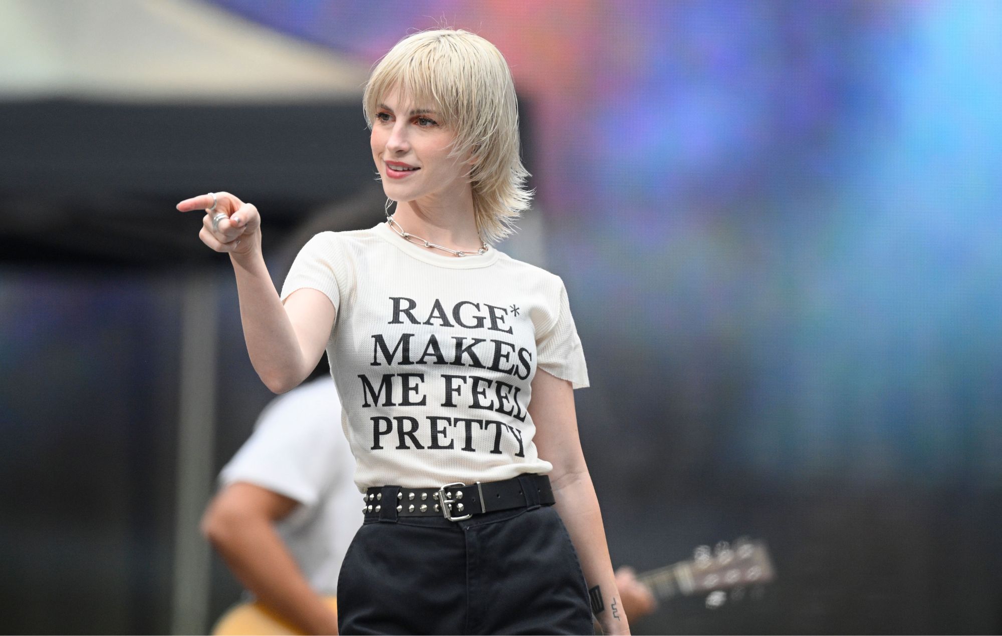 Hayley Williams opina que Paramore es "una de las dos únicas bandas que incluyen mujeres" en la lista de los grupos de rock más vistos 