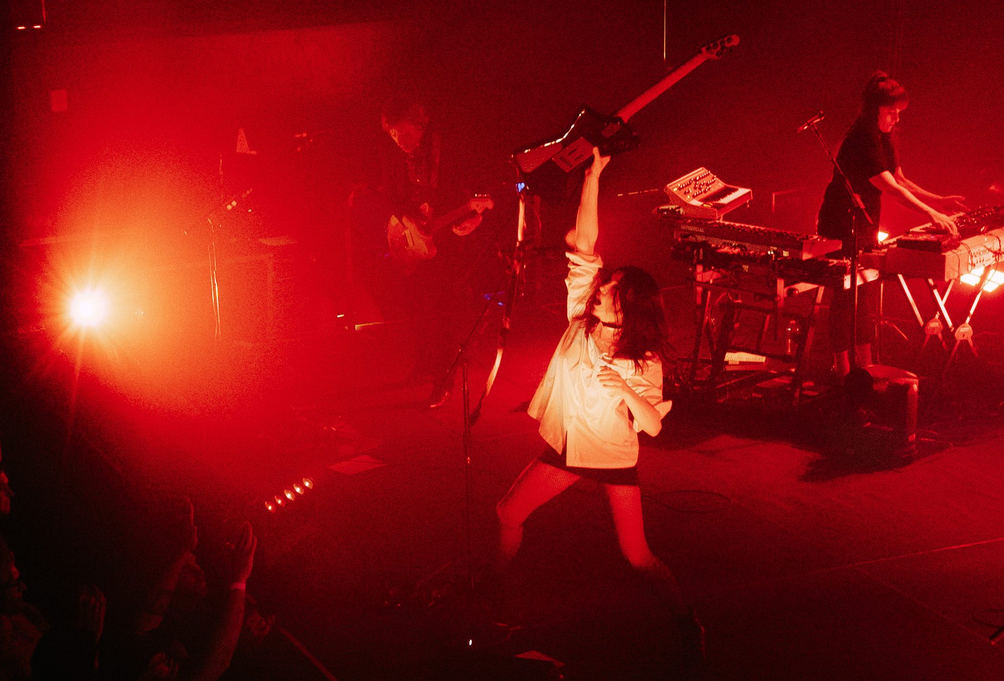 

	
		La gira "All Born Screaming" de St. Vincent la confirma como la reina oscura (pero extrañamente alegre) del rock: Crítica del concierto
	
	