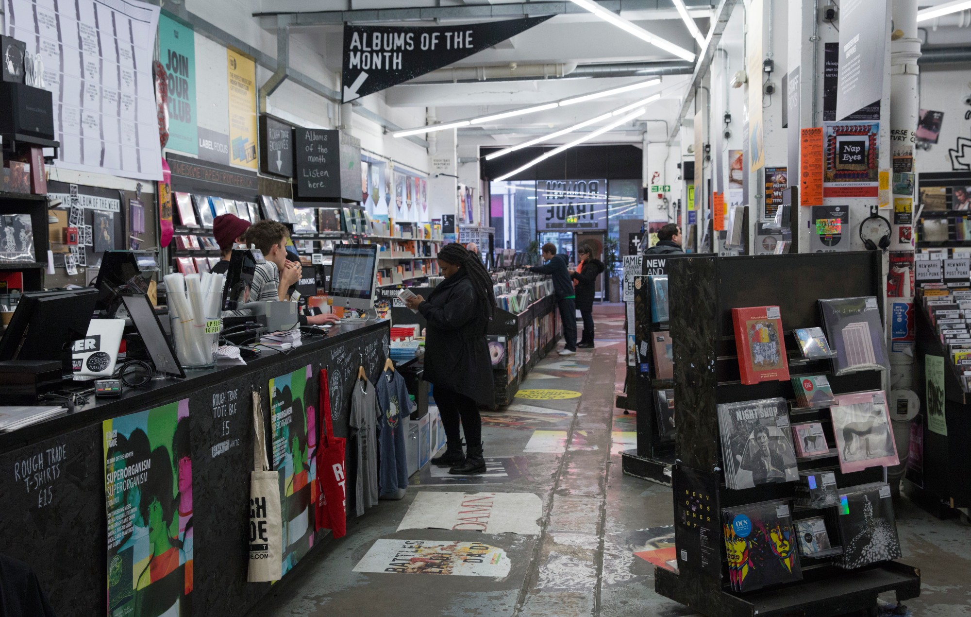 Las redes sociales reaccionan al "desacertado" plan de venta de vinilos de Rough Trade: "Realmente insultante"